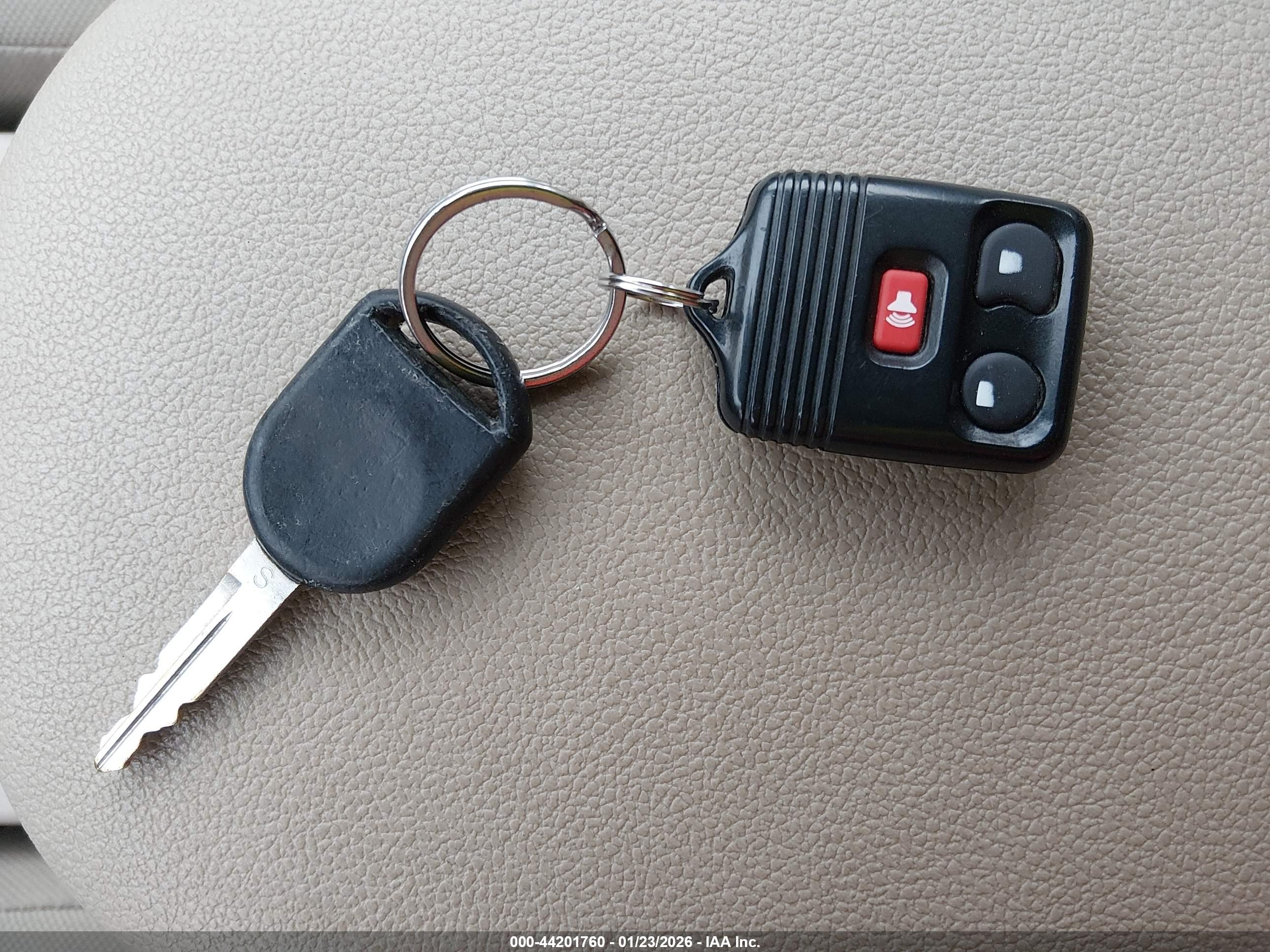 FORD FREESTYLE image 11