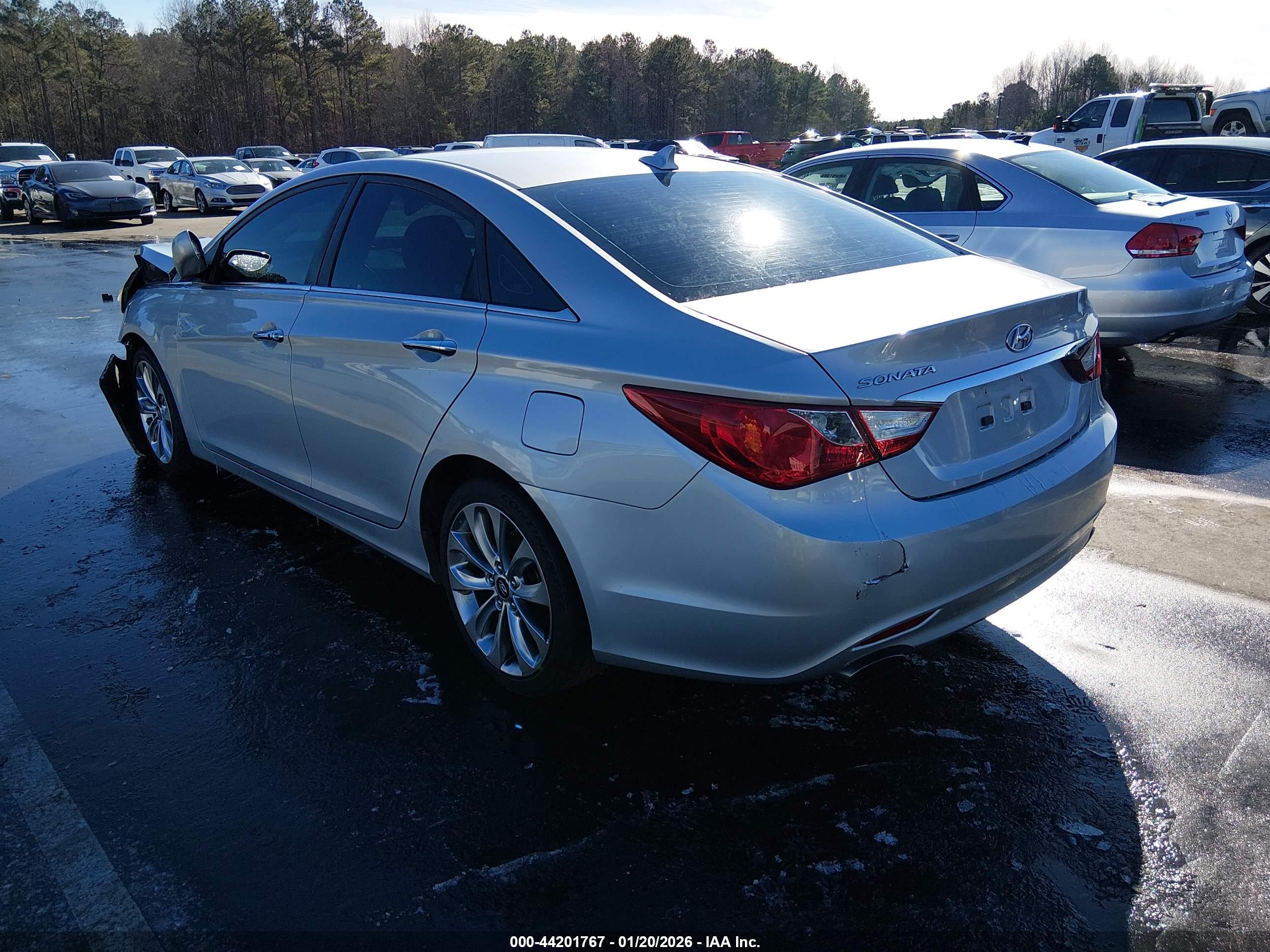 HYUNDAI SONATA image 3