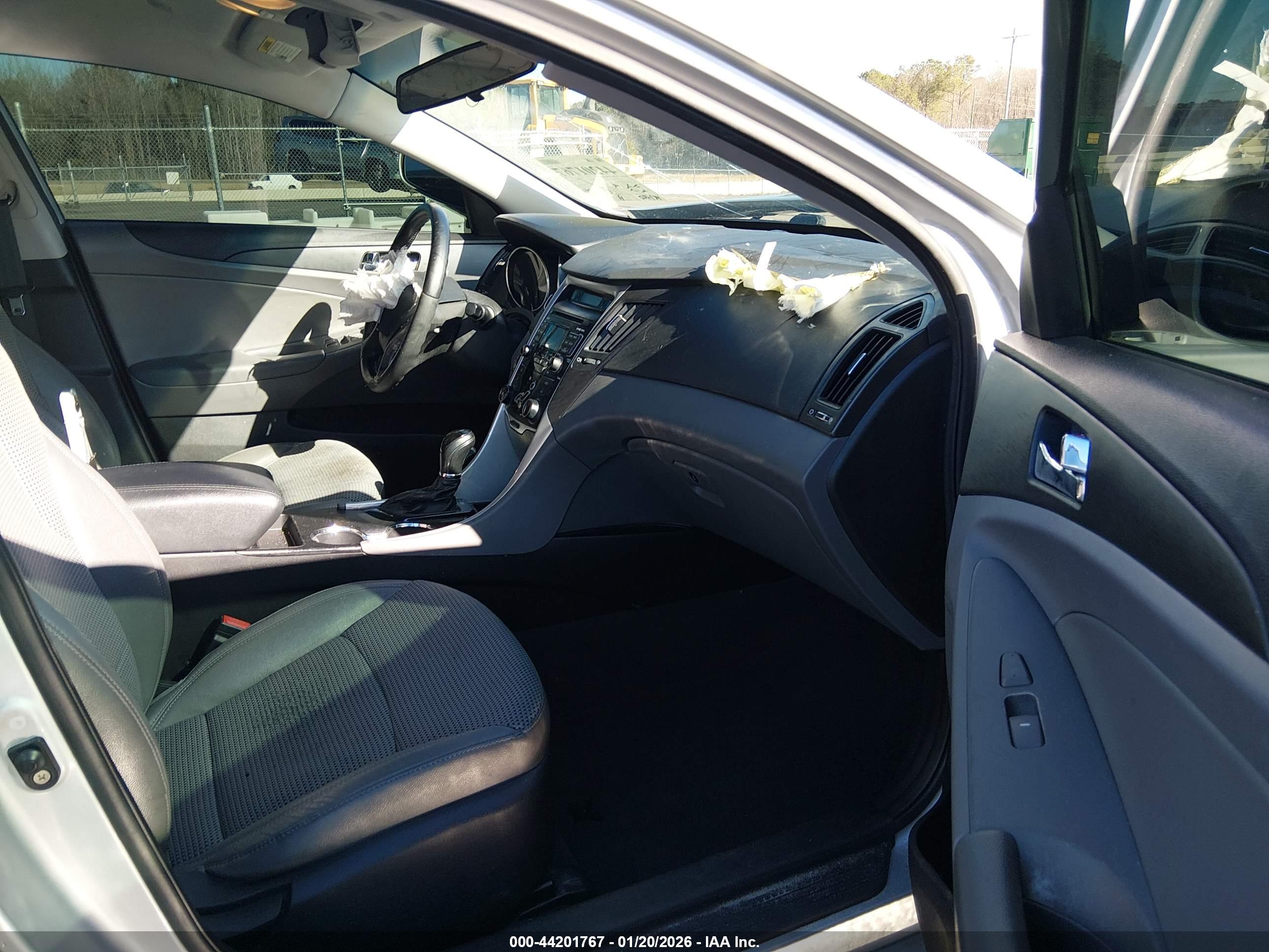 HYUNDAI SONATA image 5