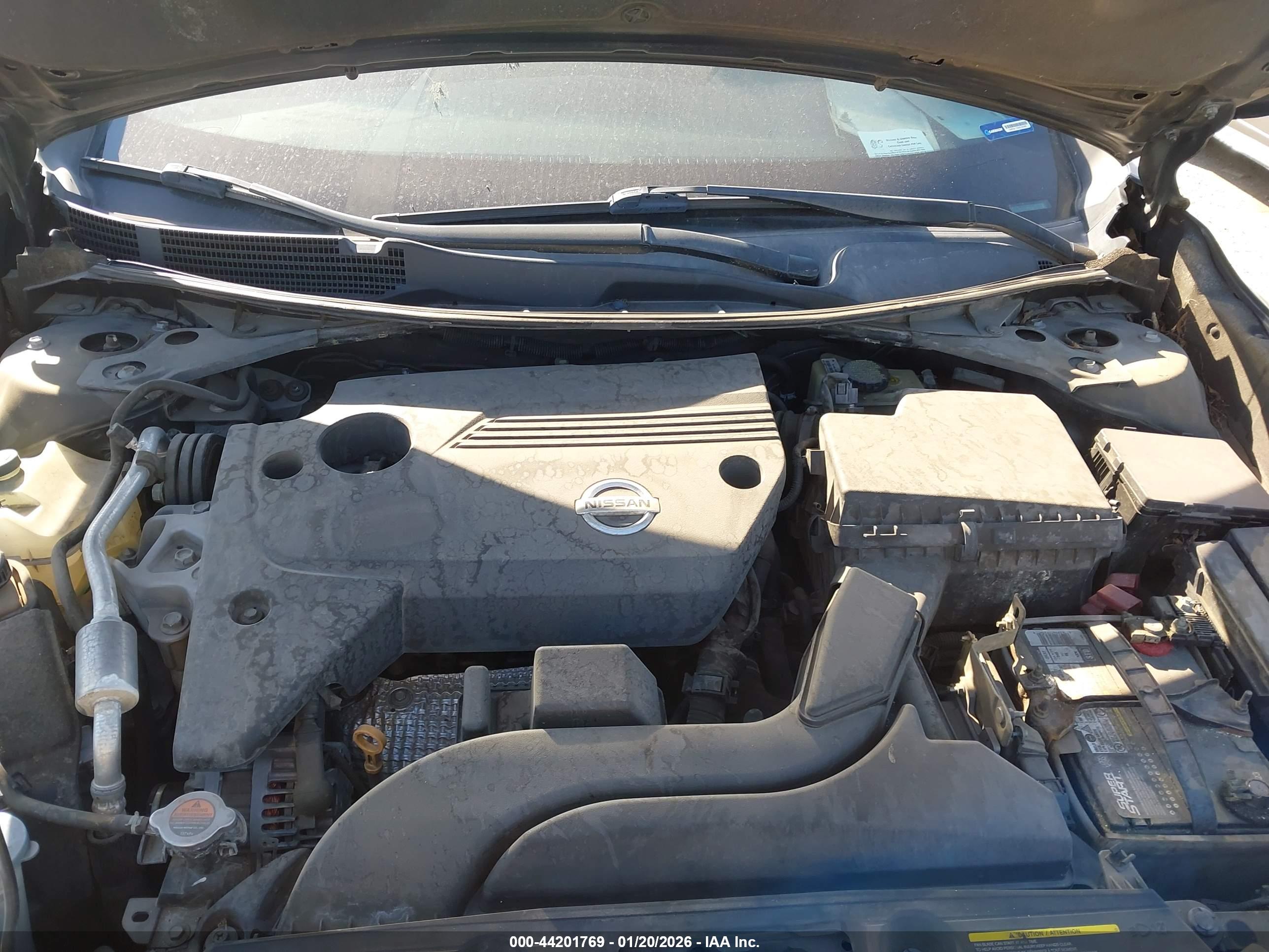 NISSAN ALTIMA image 10