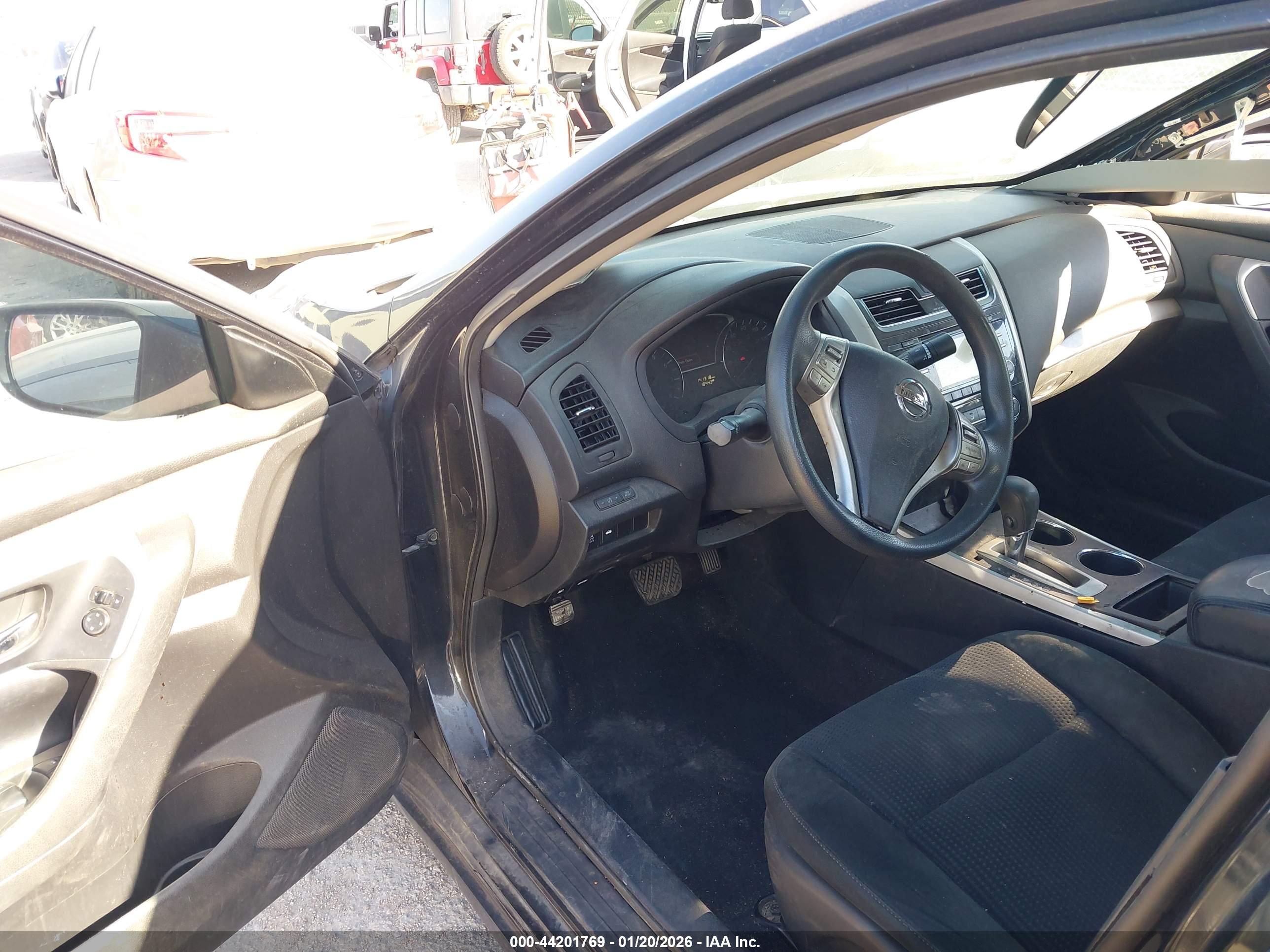 NISSAN ALTIMA image 5