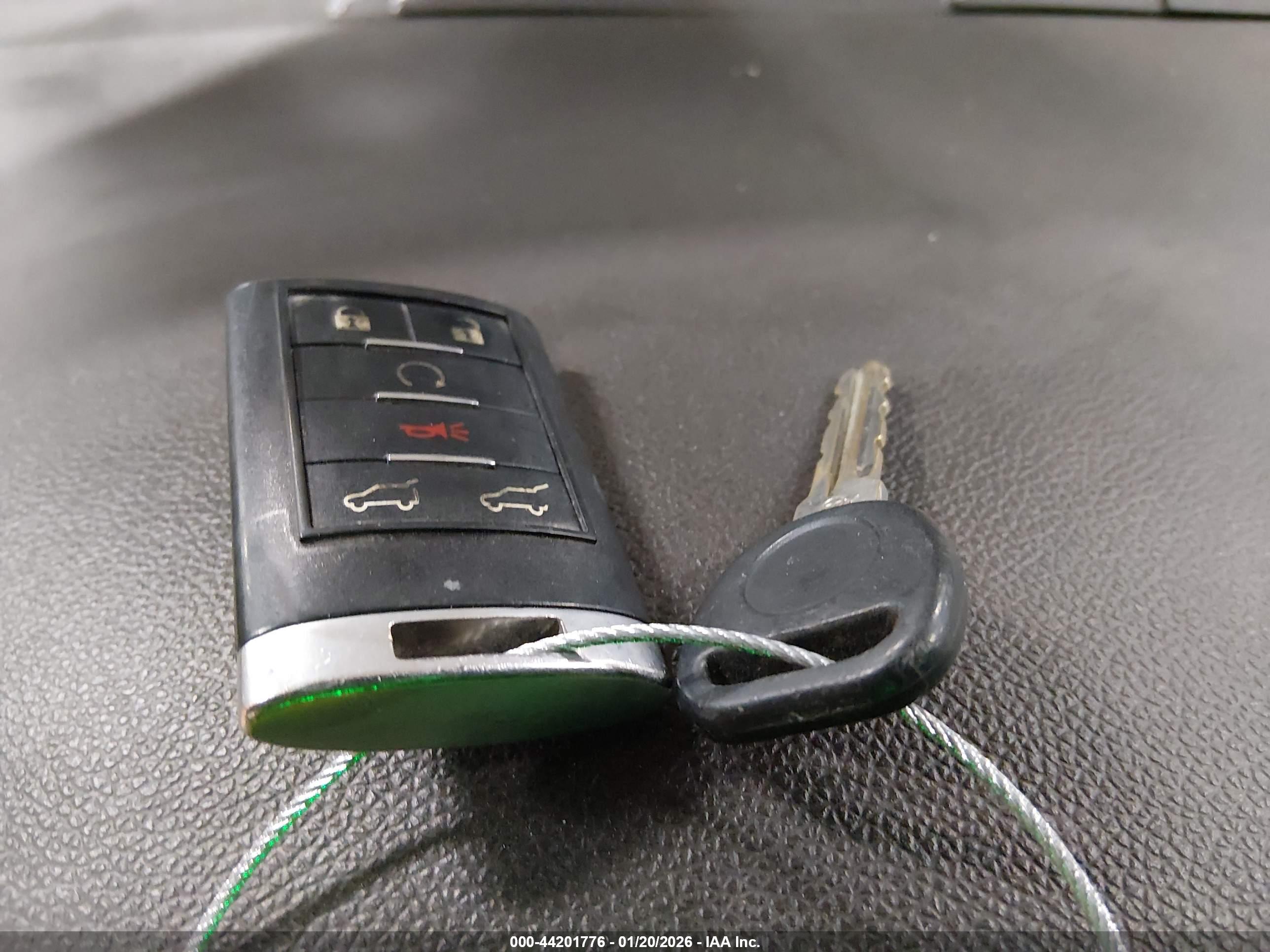CADILLAC ESCALADE image 11