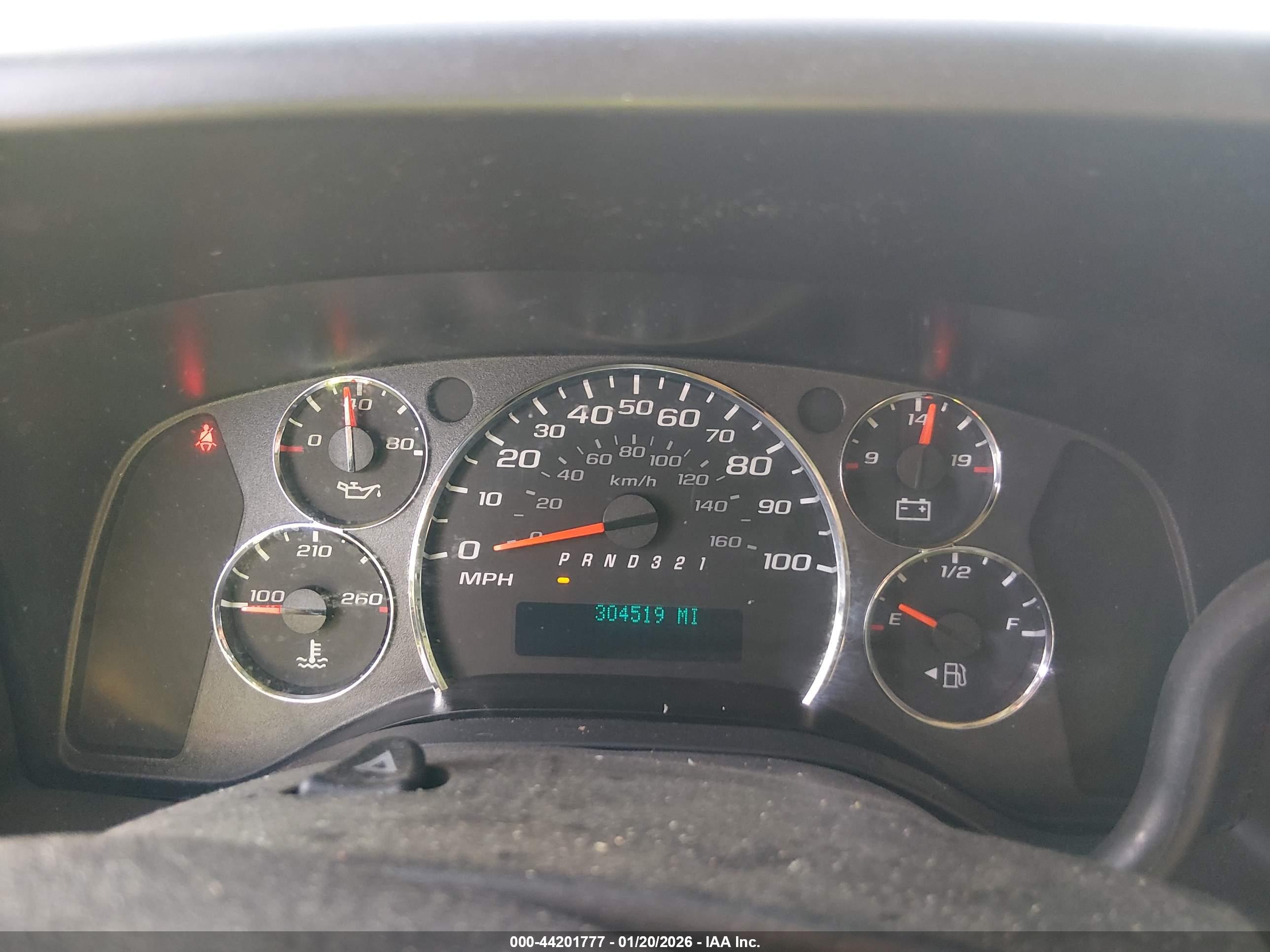 CHEVROLET EXPRESS image 7