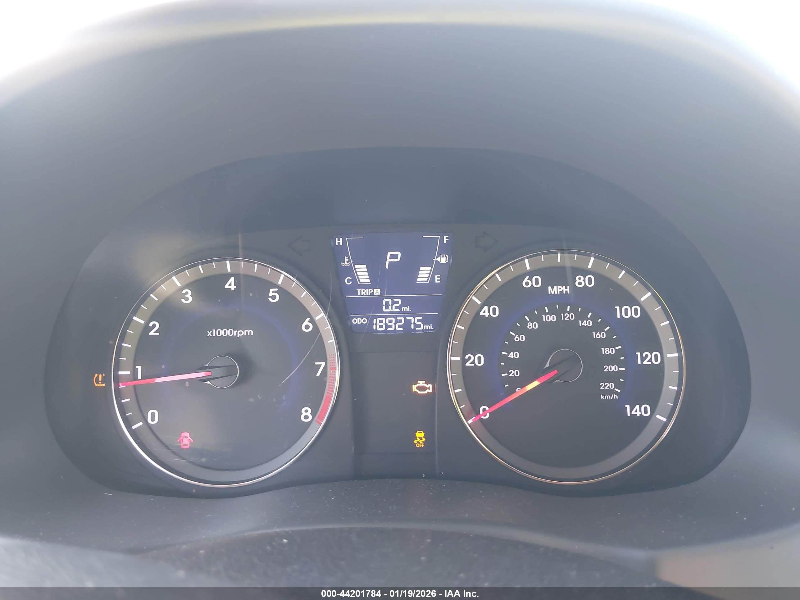 HYUNDAI ACCENT image 7