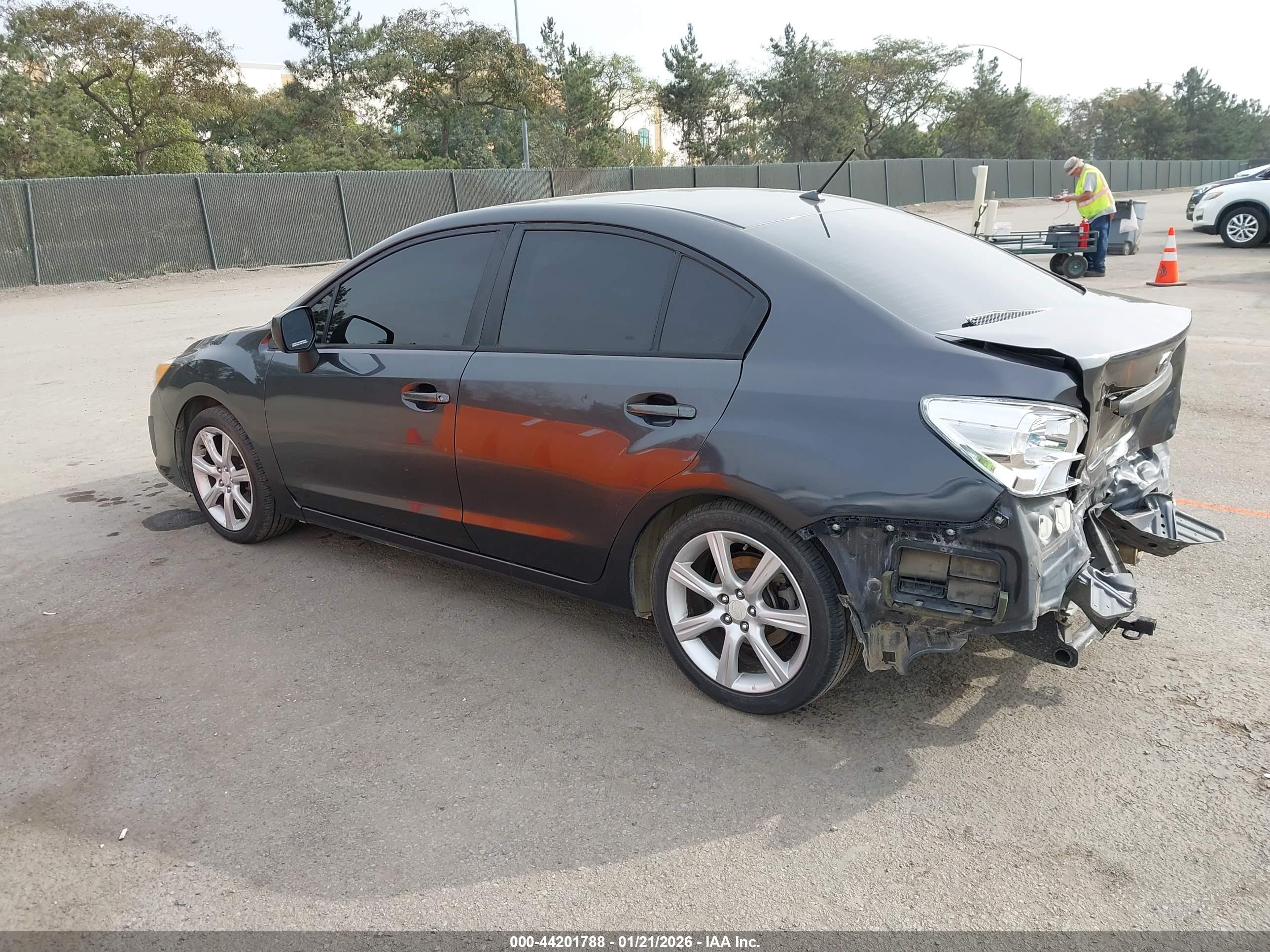 SUBARU IMPREZA image 3