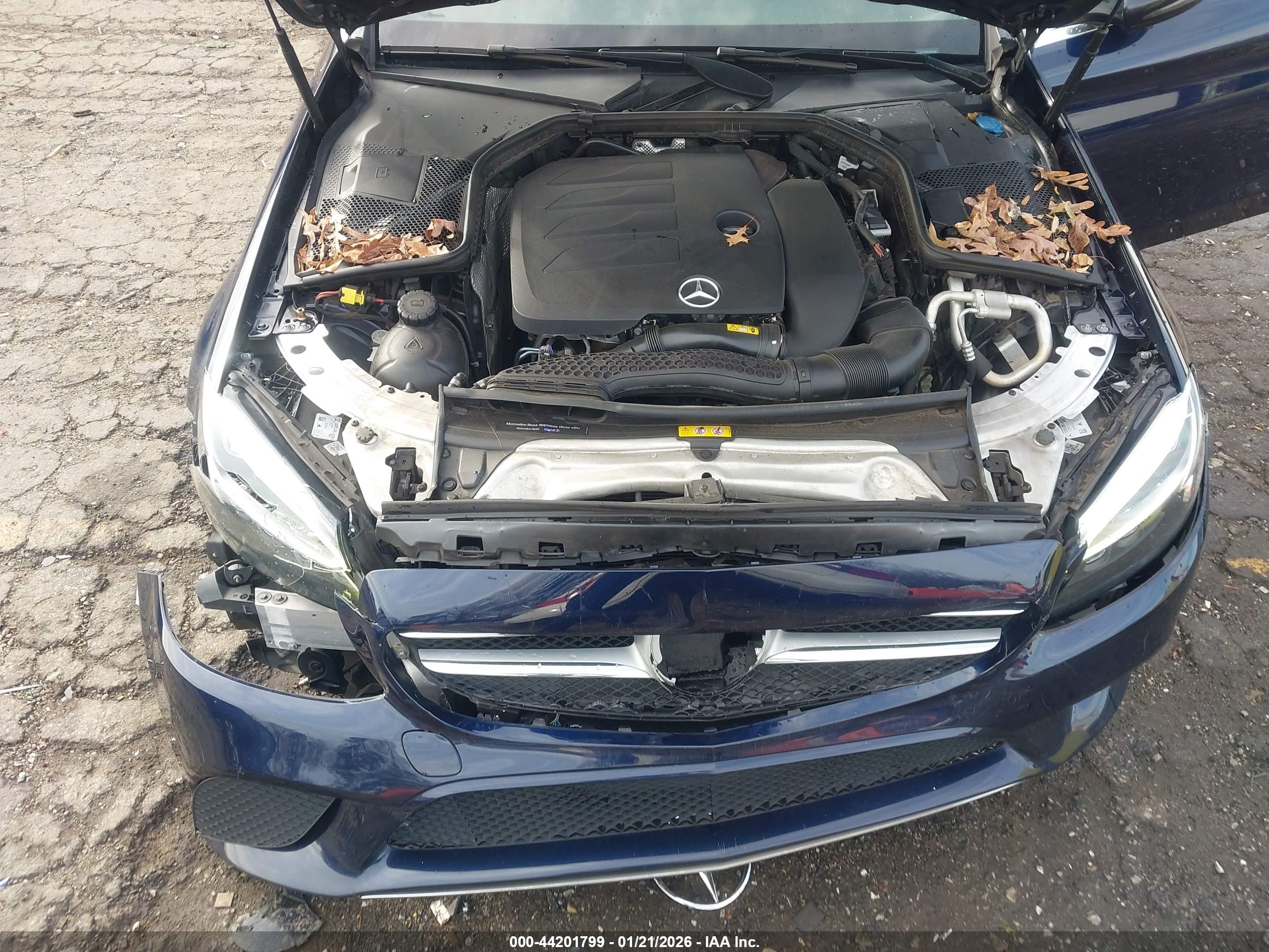 MERCEDES-BENZ C image 10