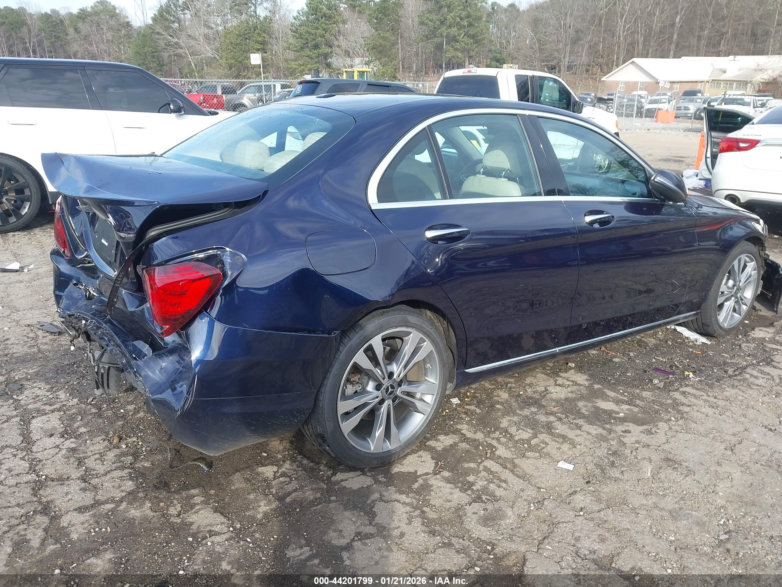 MERCEDES-BENZ C image 4
