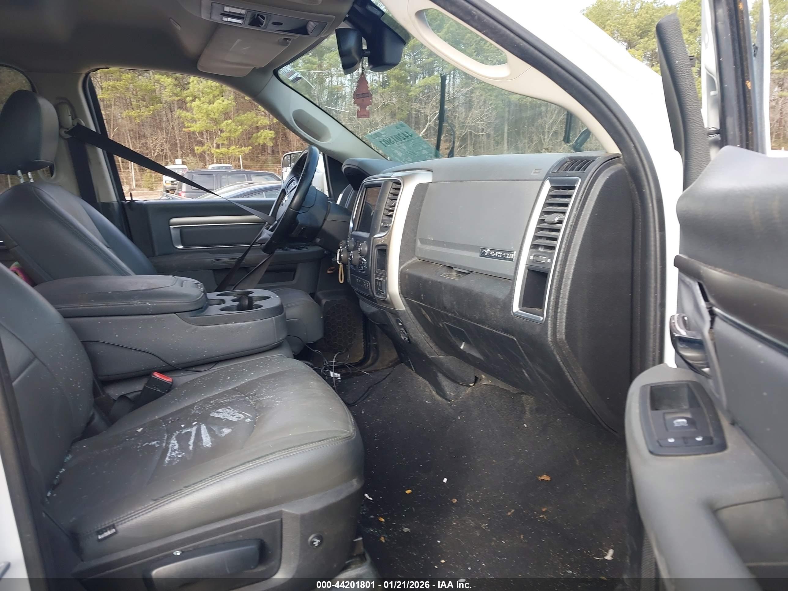 RAM 1500 image 5