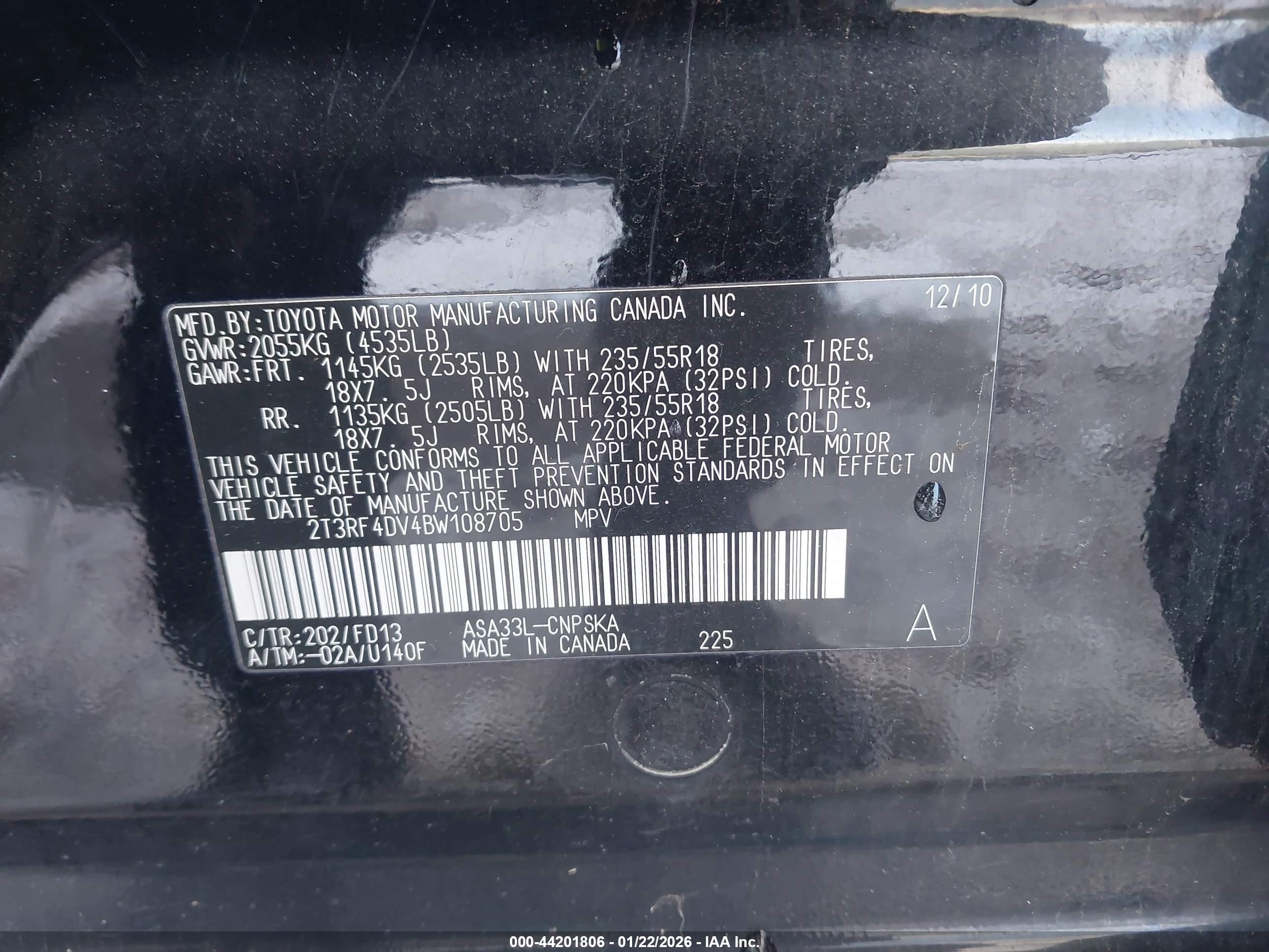 TOYOTA RAV4 image 9
