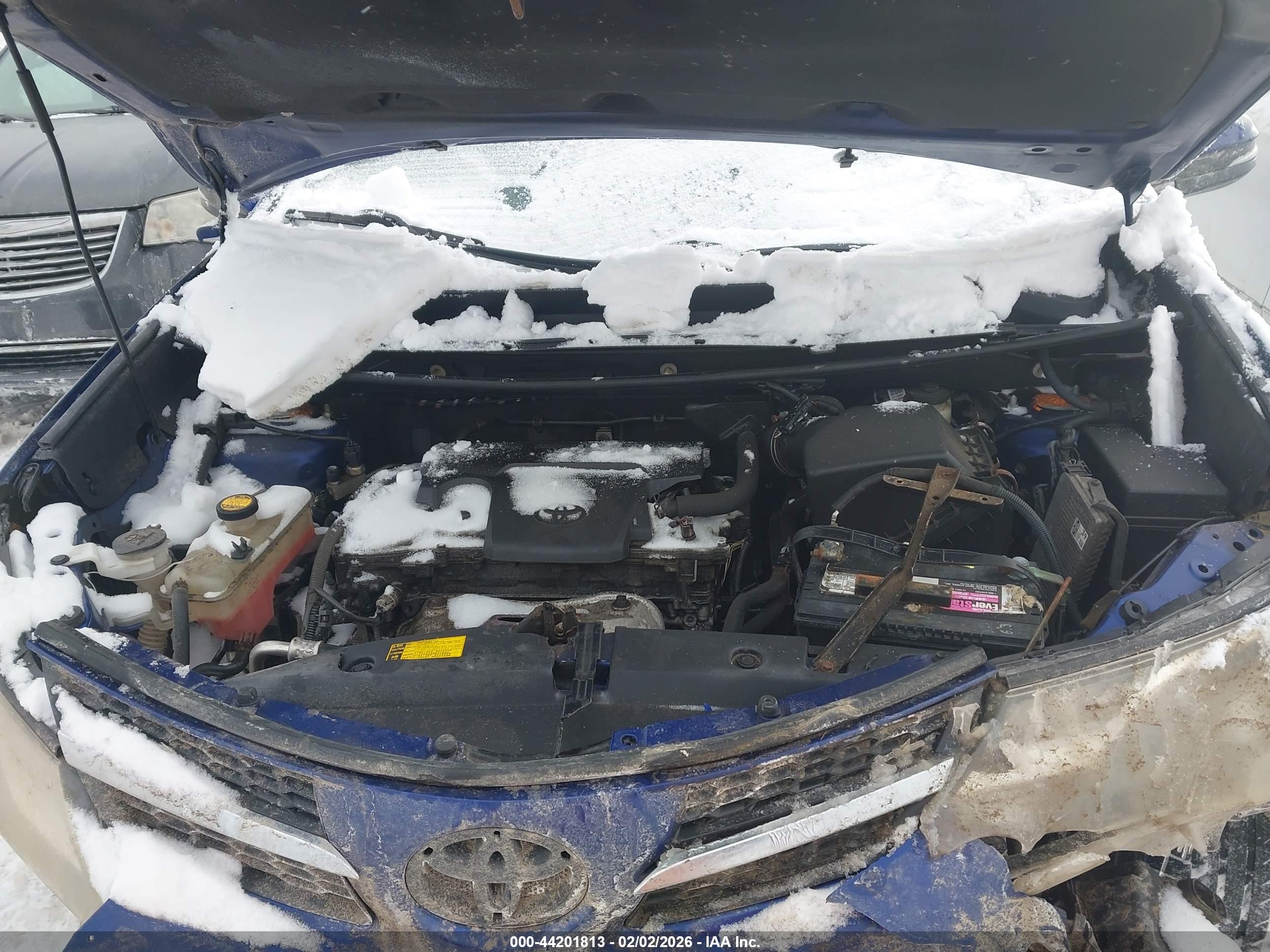 TOYOTA RAV4 image 10