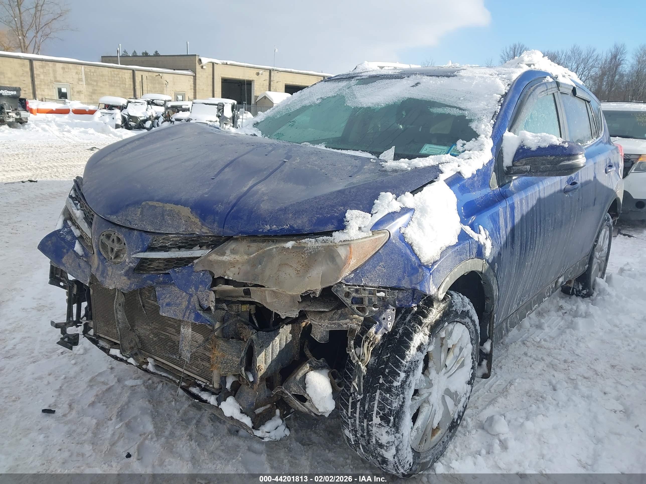 TOYOTA RAV4 image 2