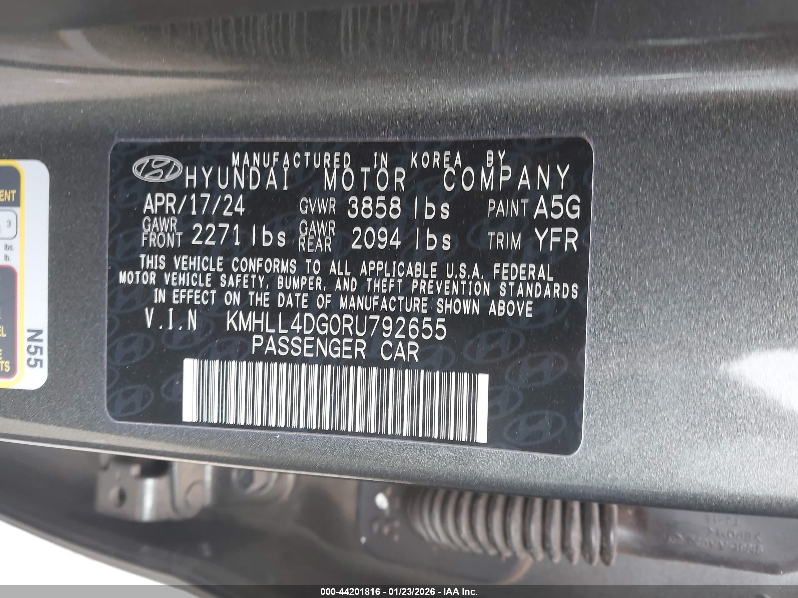 HYUNDAI ELANTRA image 9