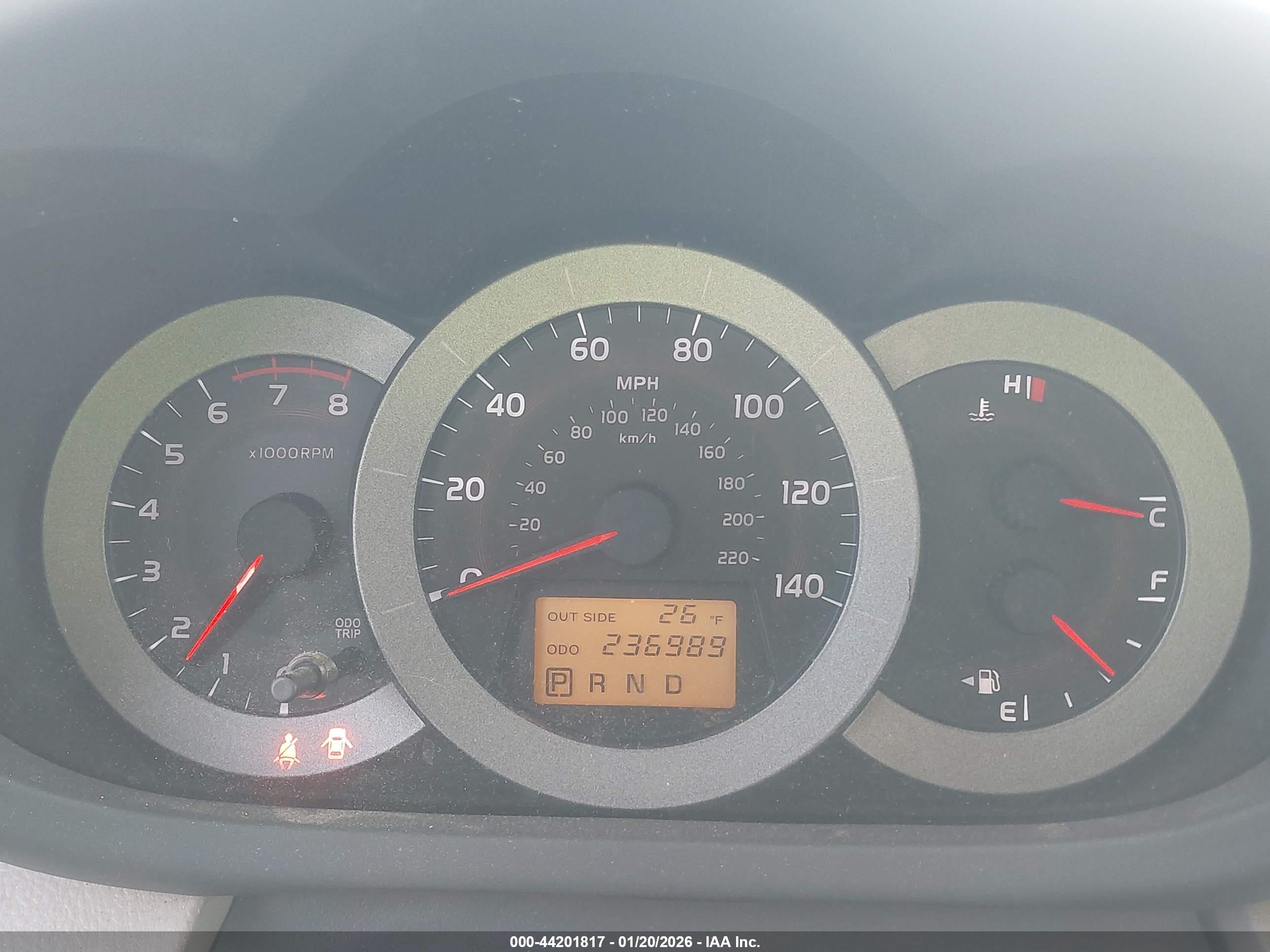 TOYOTA RAV4 image 7