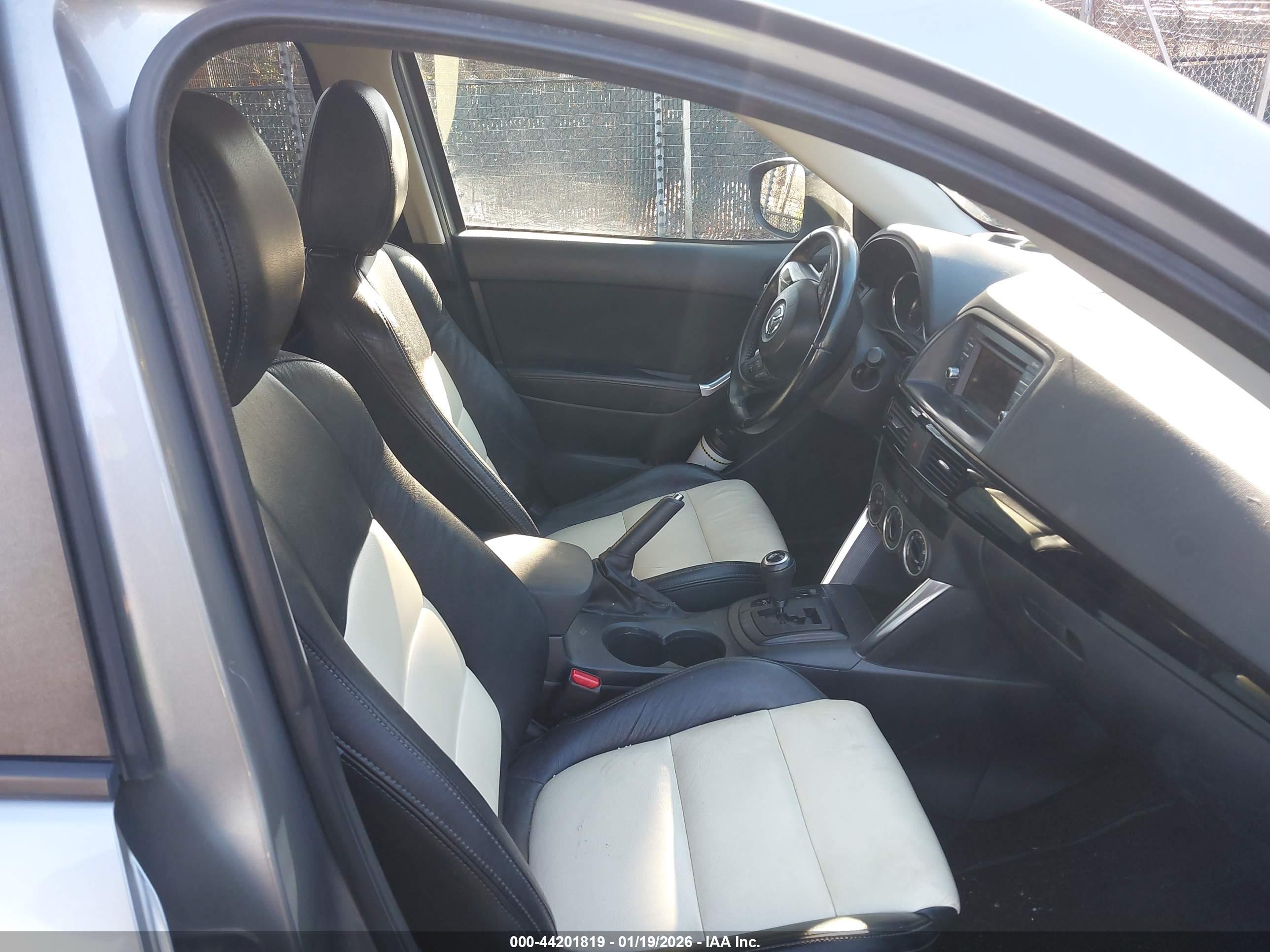 MAZDA CX-5 image 5