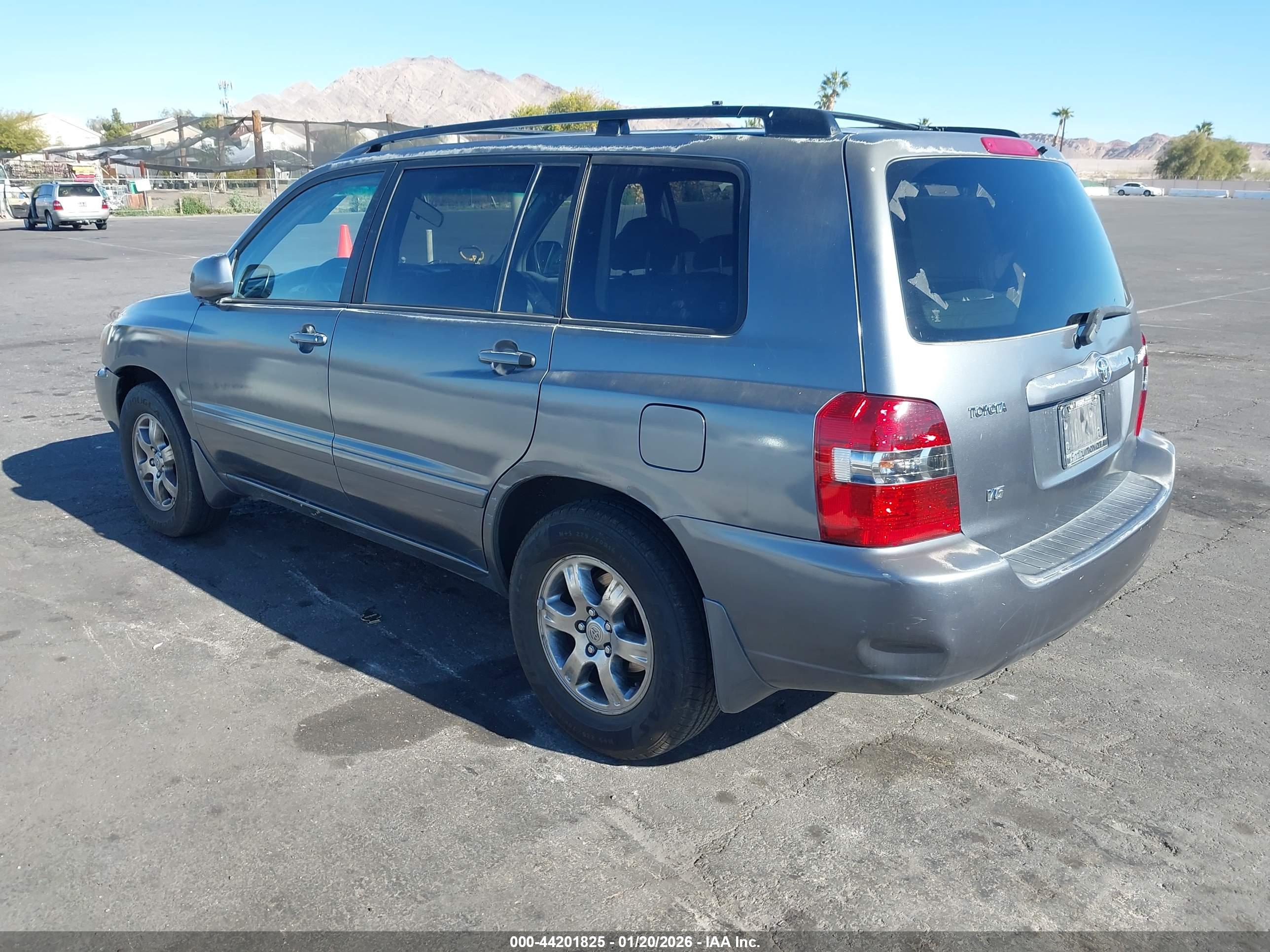 TOYOTA HIGHLANDER image 3