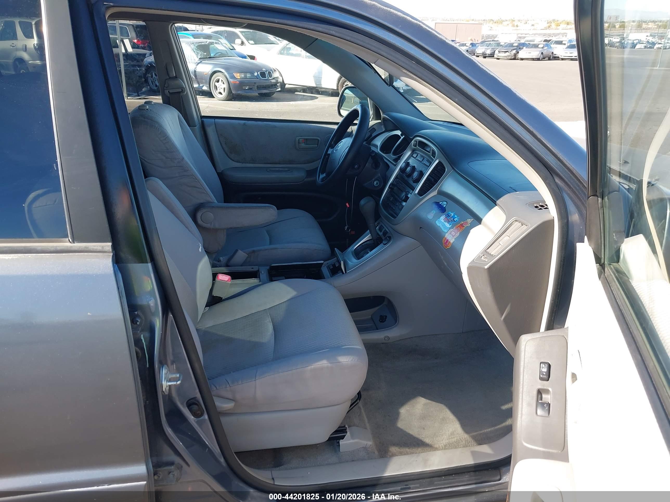 TOYOTA HIGHLANDER image 5