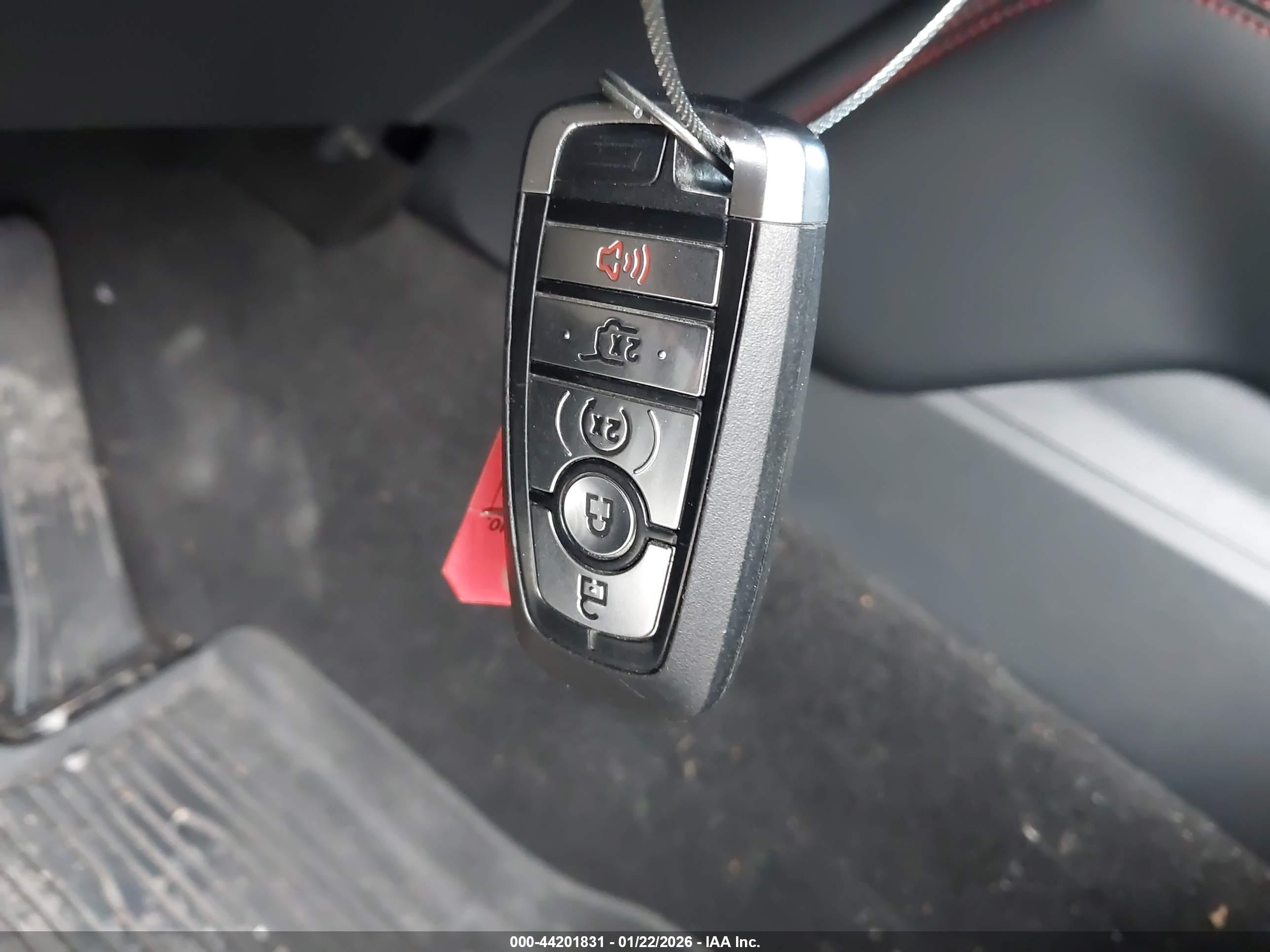 FORD EXPLORER image 11