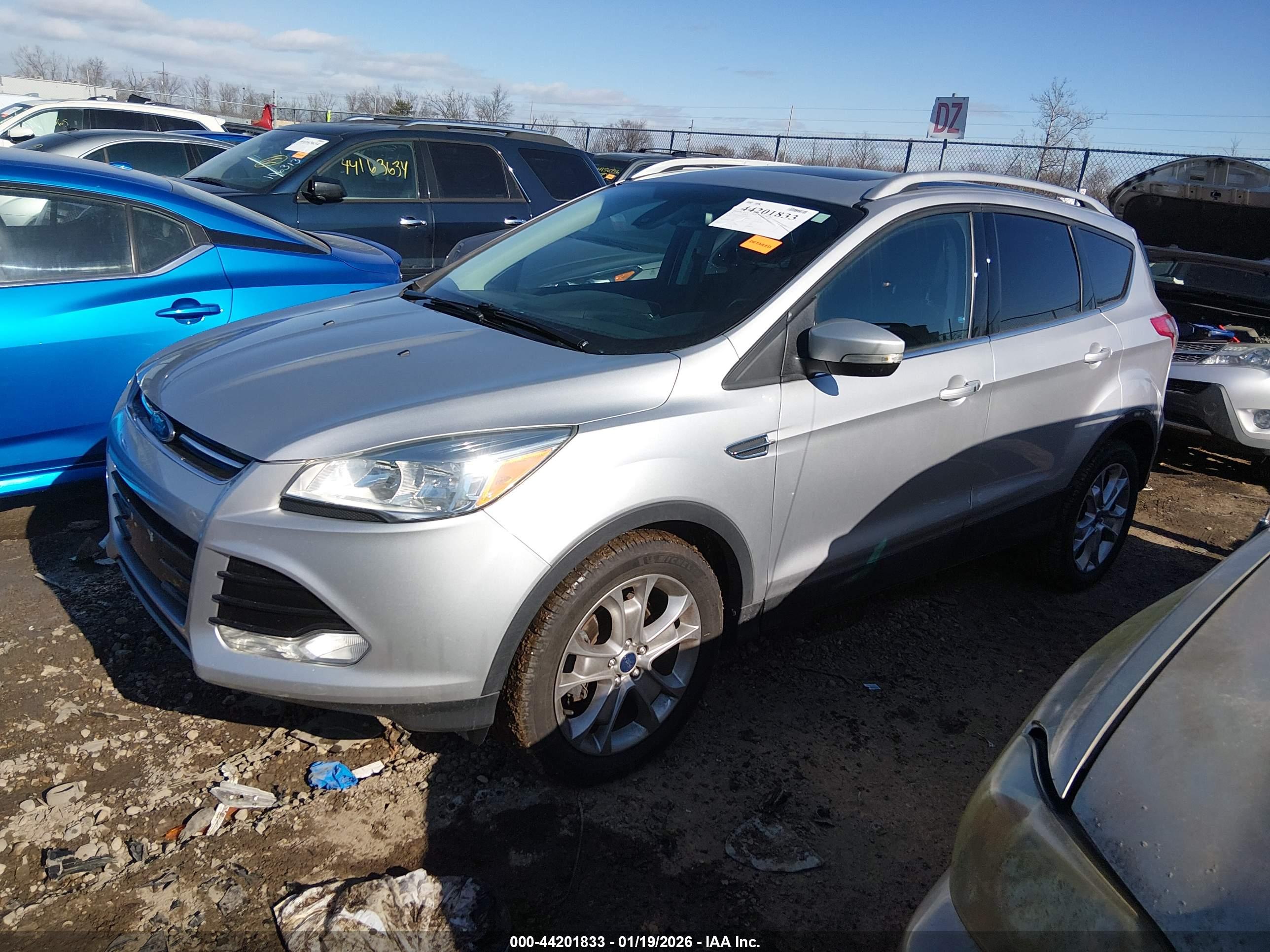 FORD ESCAPE image 2