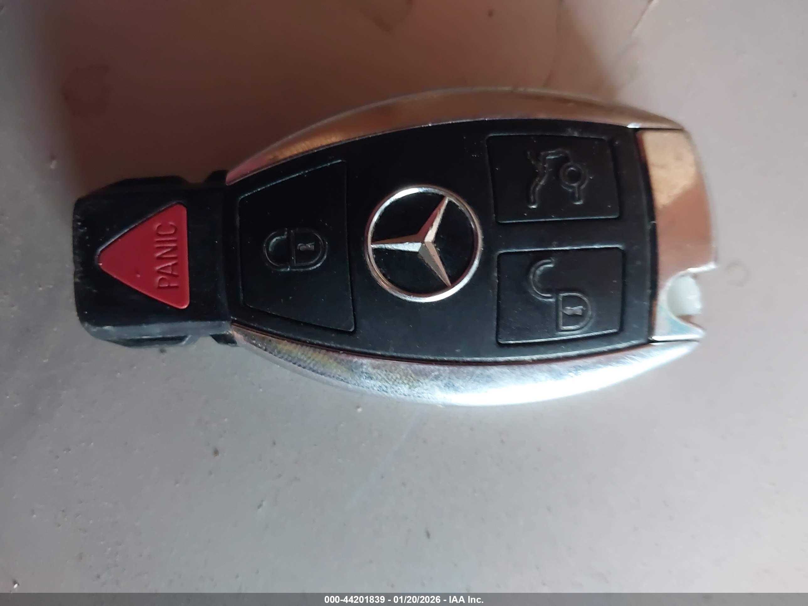 MERCEDES-BENZ C image 11