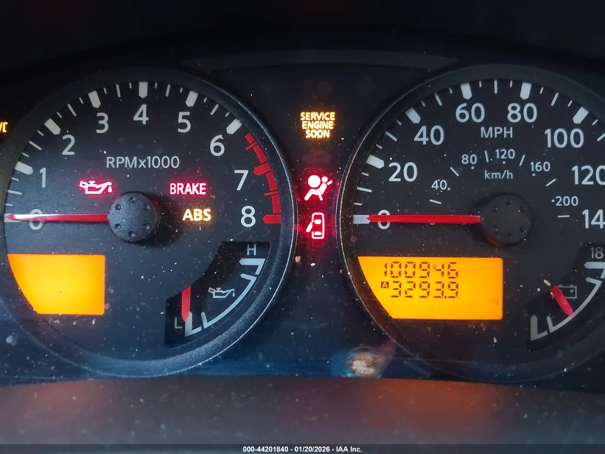 NISSAN FRONTIER image 7