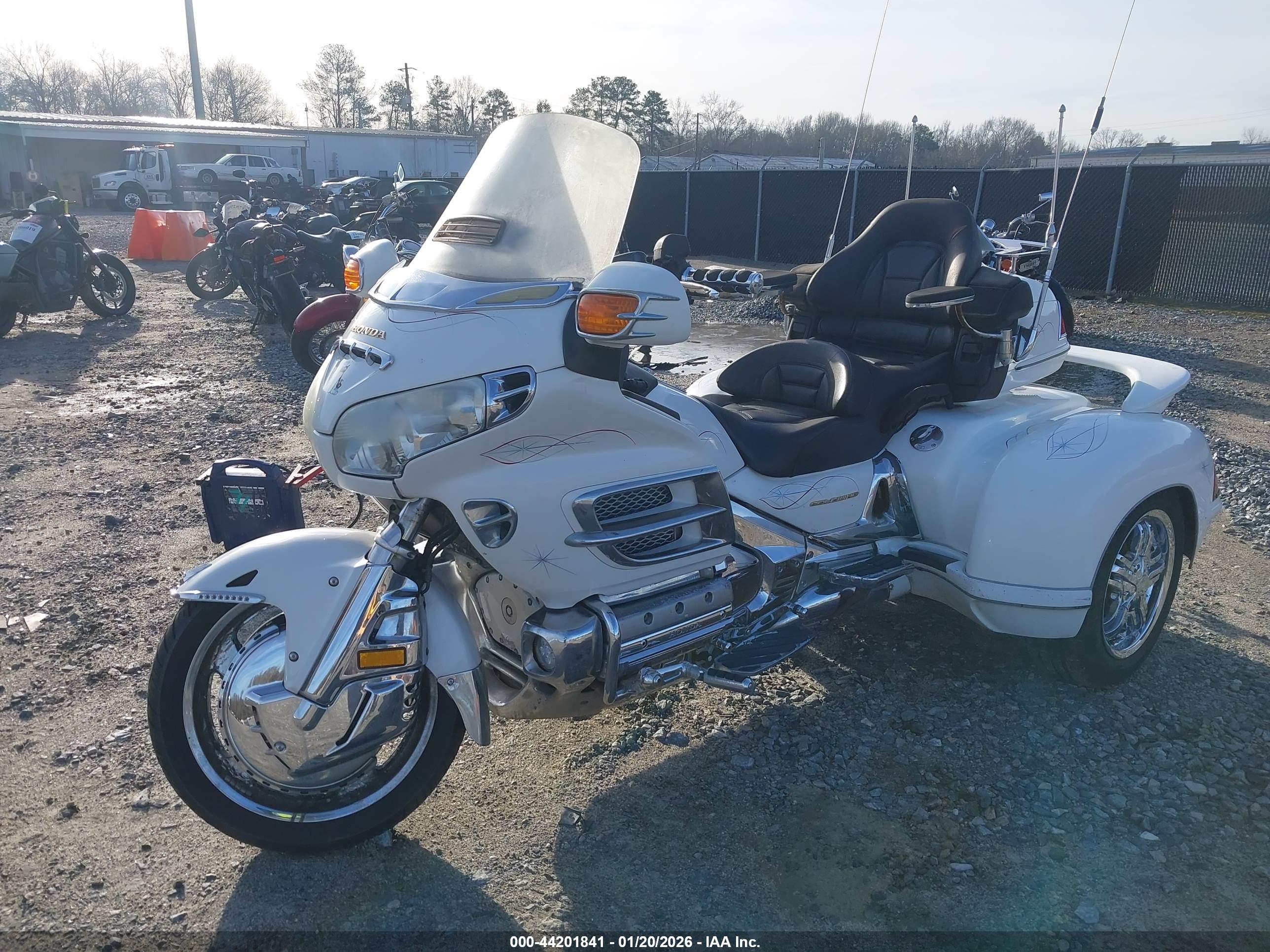 HONDA GL1800 image 2