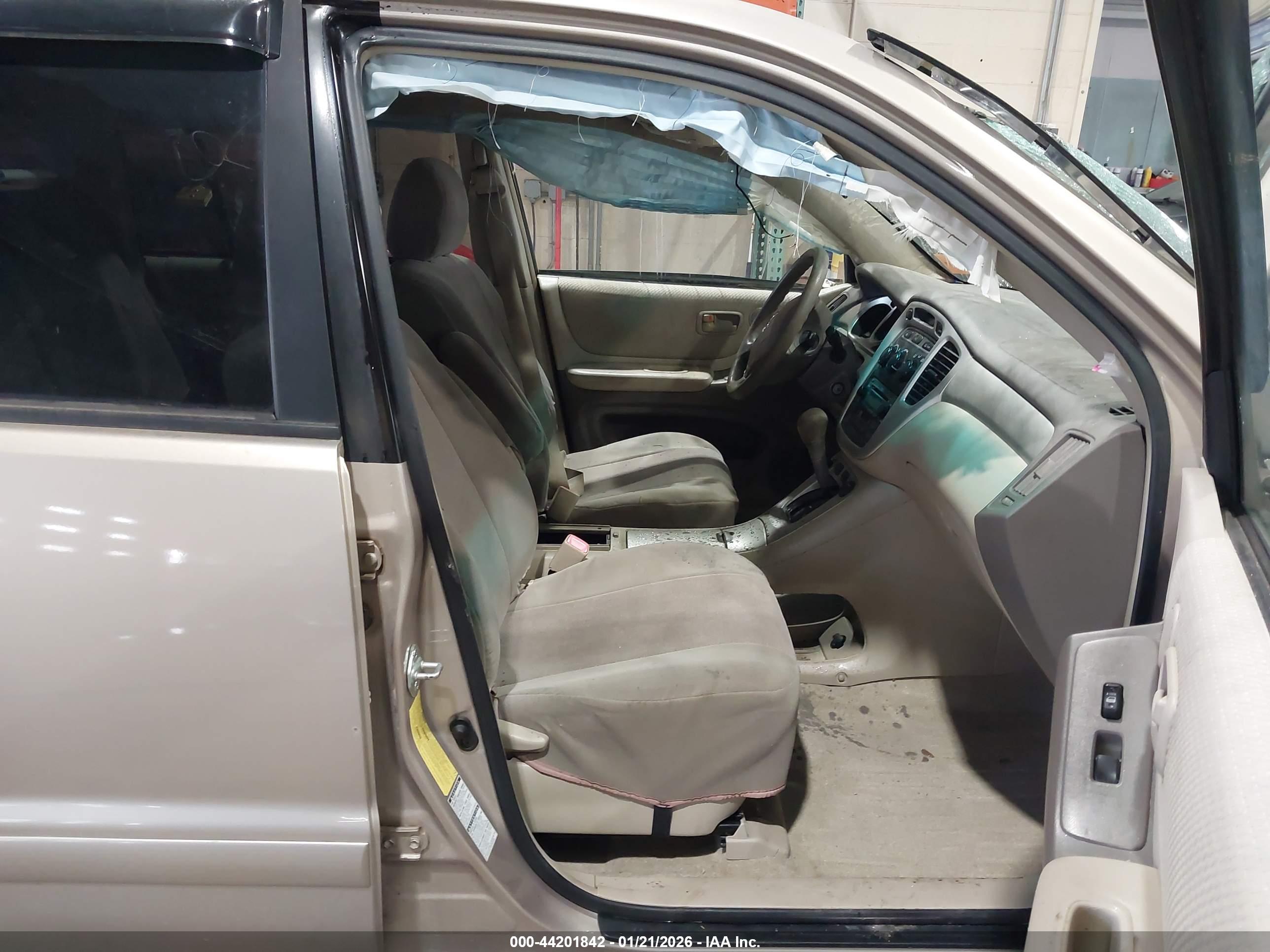 TOYOTA HIGHLANDER image 5