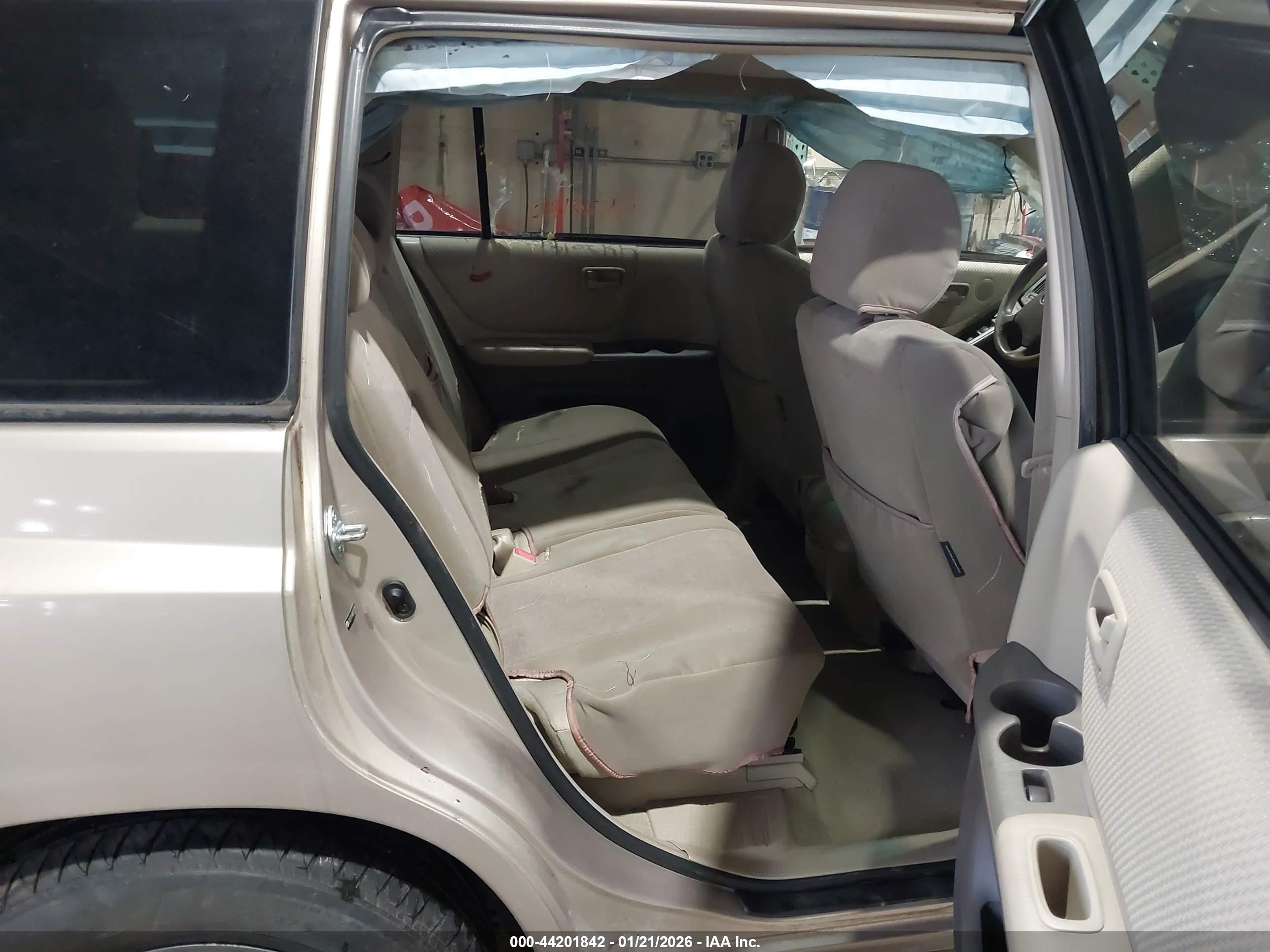 TOYOTA HIGHLANDER image 8