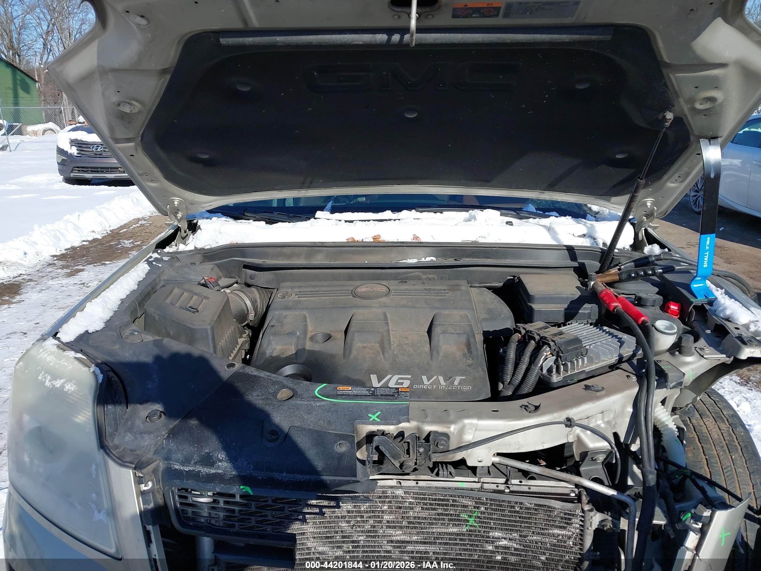 GMC TERRAIN image 10