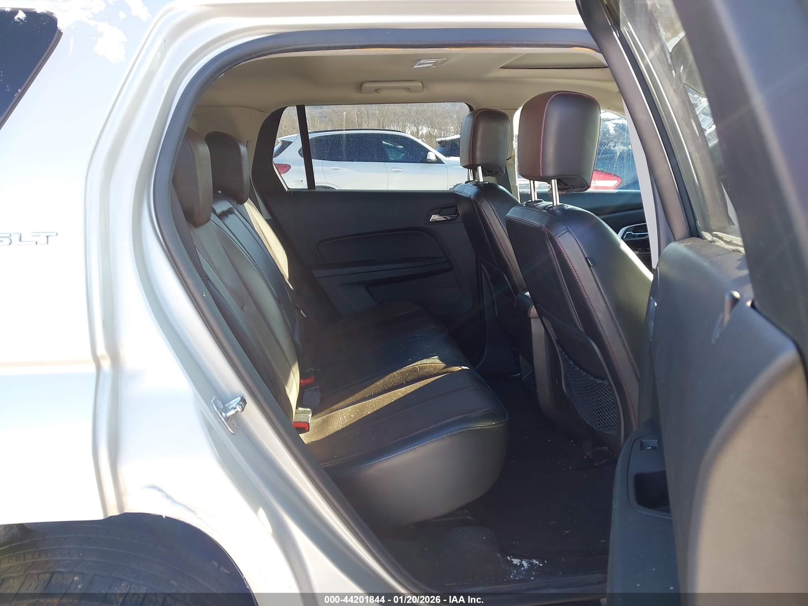 GMC TERRAIN image 8