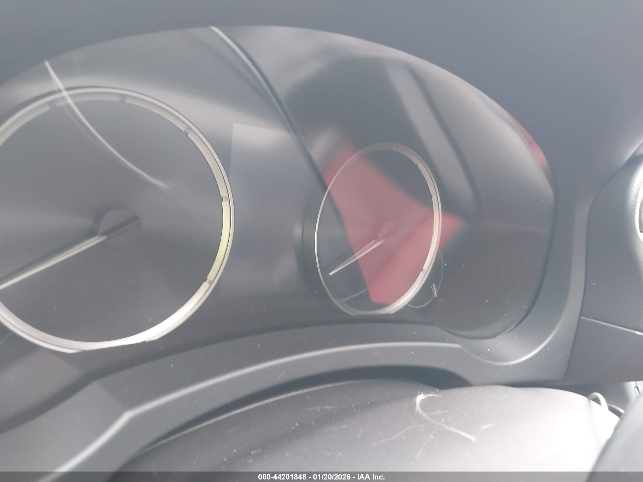 LEXUS IS image 7
