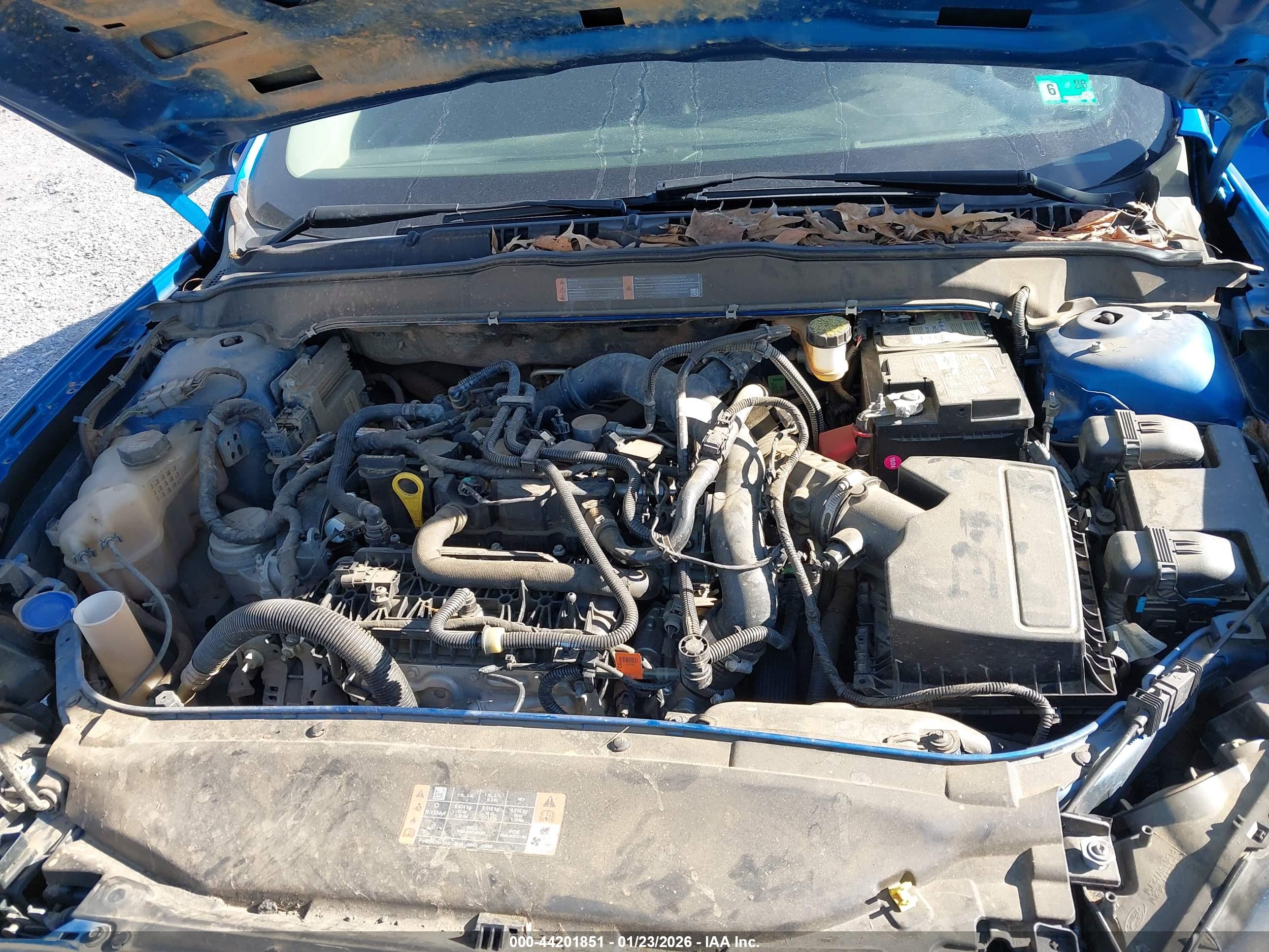 FORD FUSION image 10