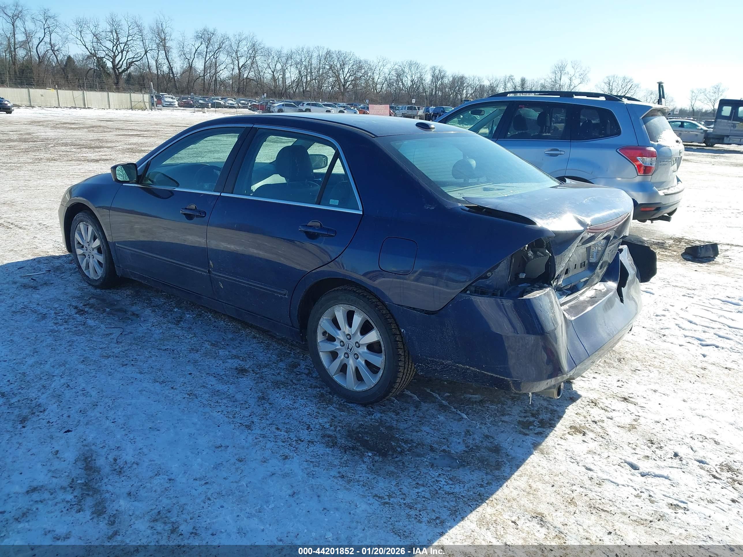 HONDA ACCORD image 3