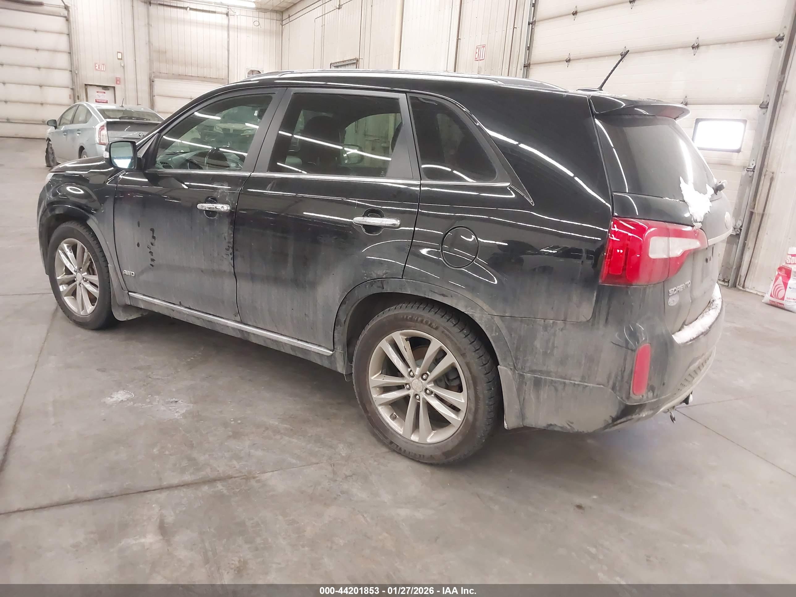 KIA SORENTO image 3