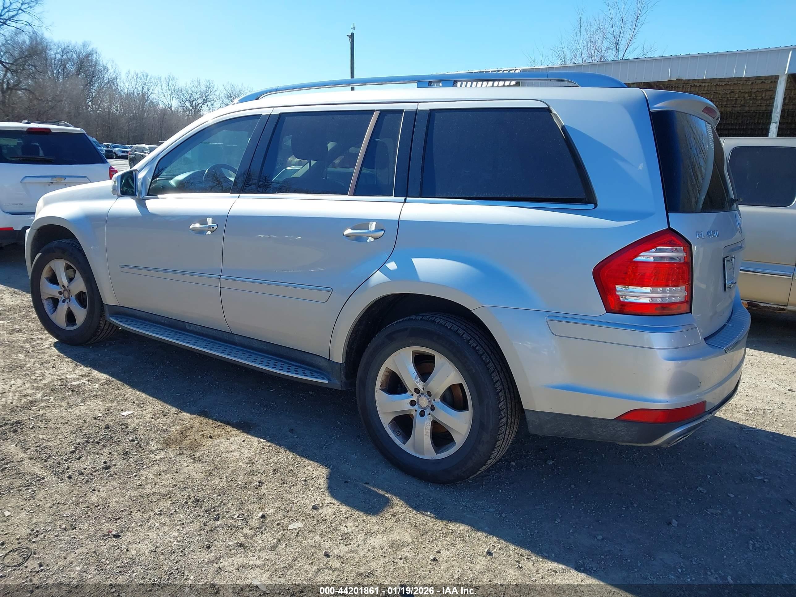 MERCEDES-BENZ GL image 3