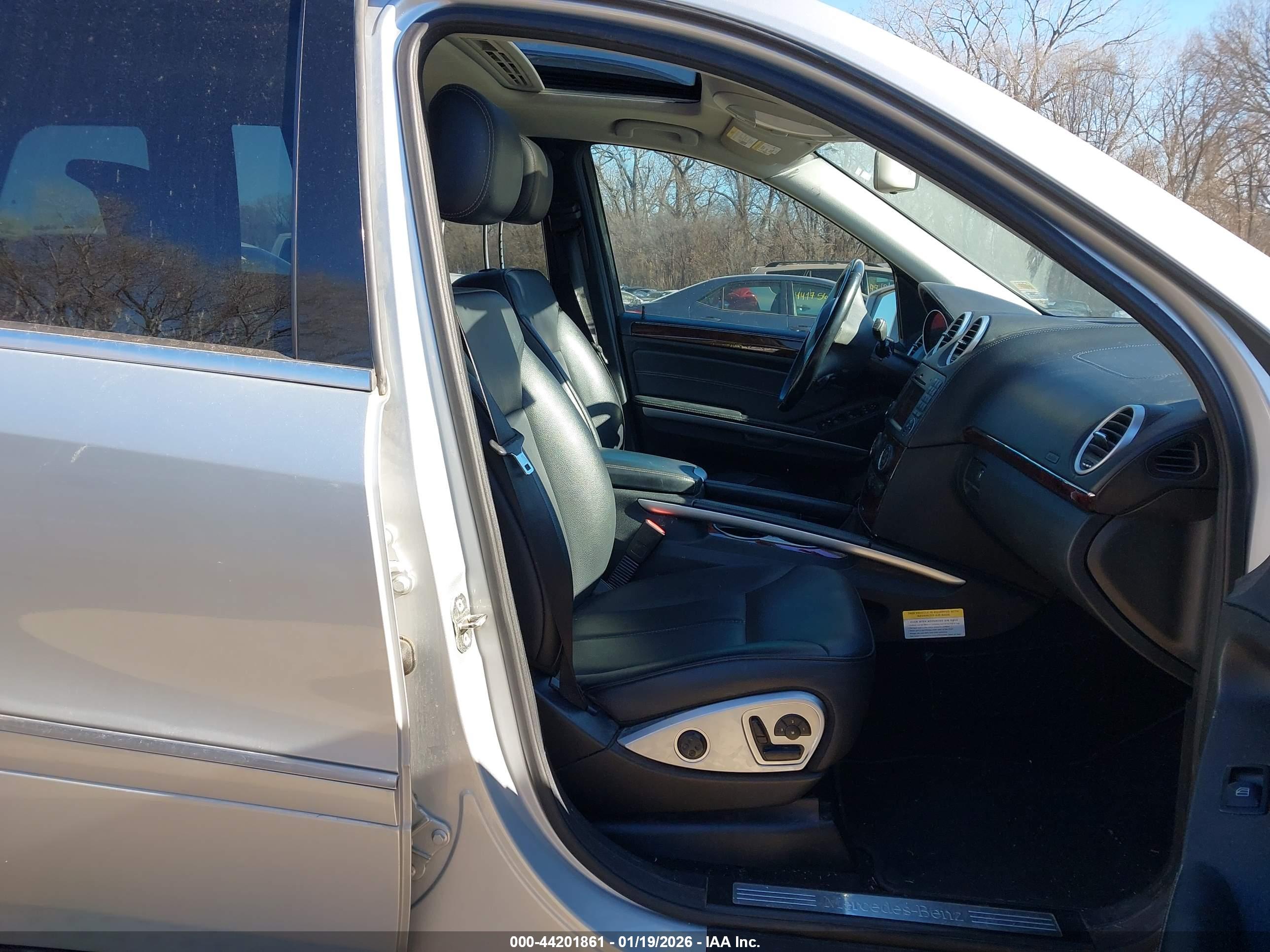 MERCEDES-BENZ GL image 5