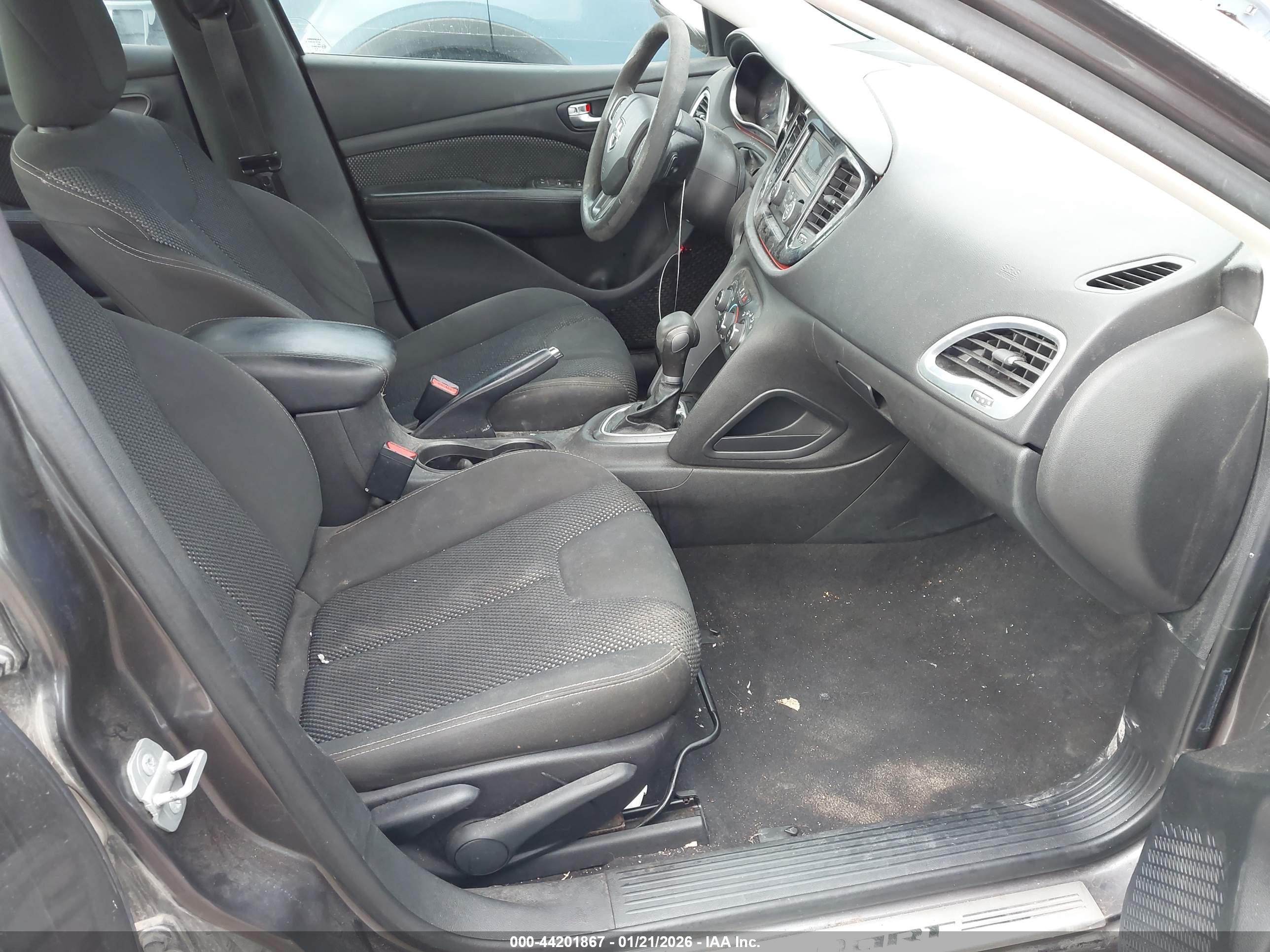 DODGE DART image 5