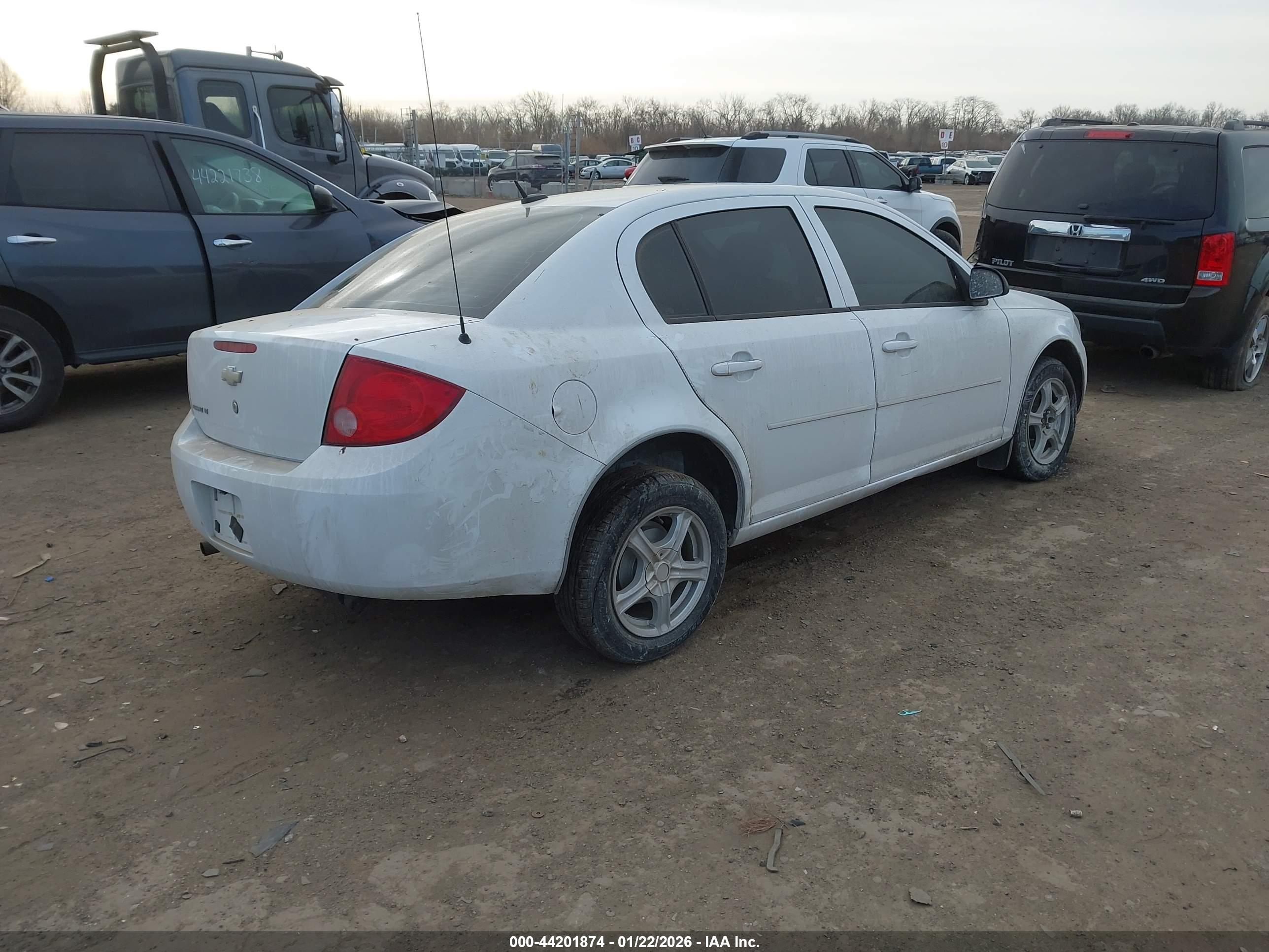 CHEVROLET COBALT image 4