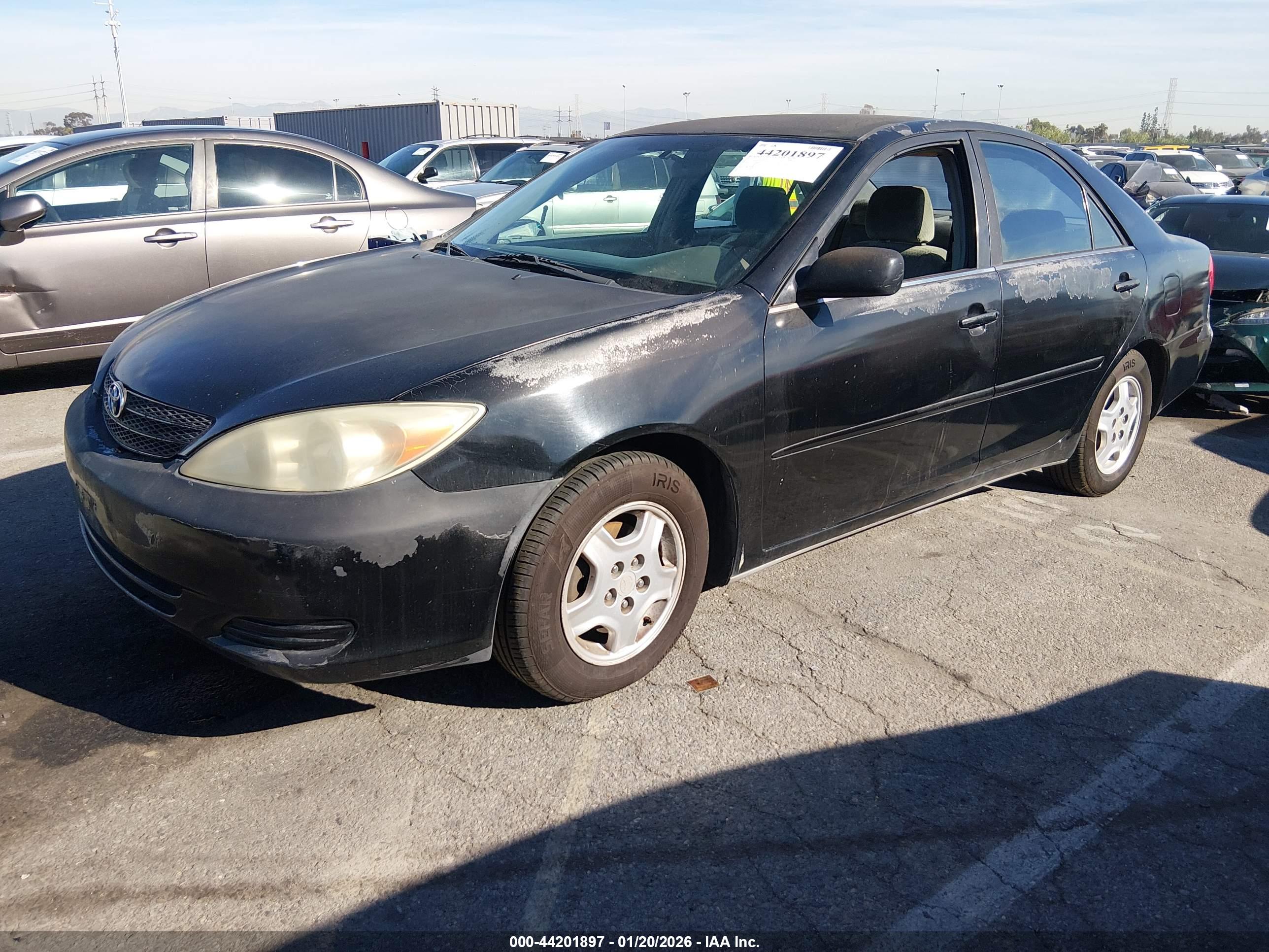 TOYOTA CAMRY image 2