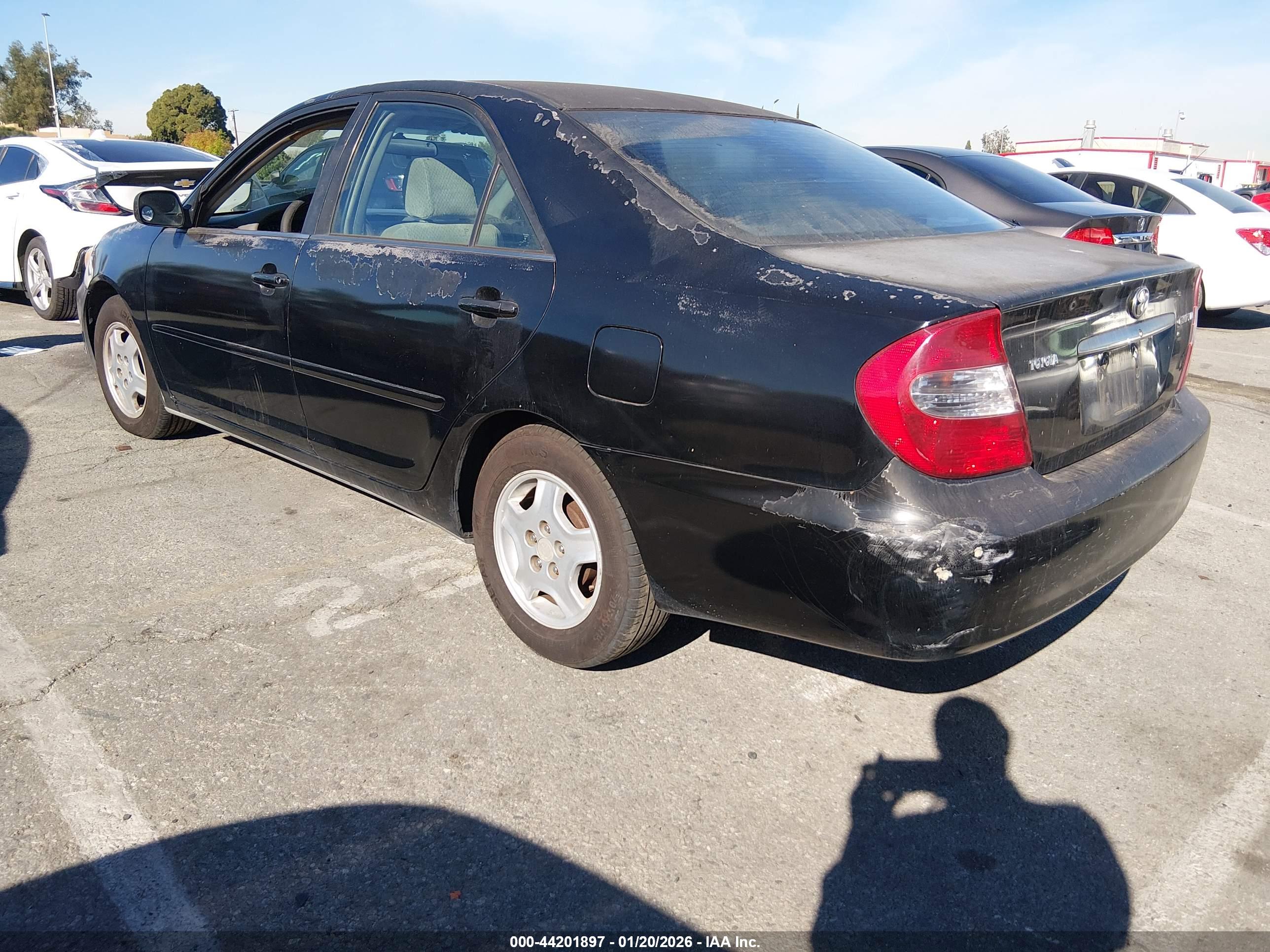 TOYOTA CAMRY image 3