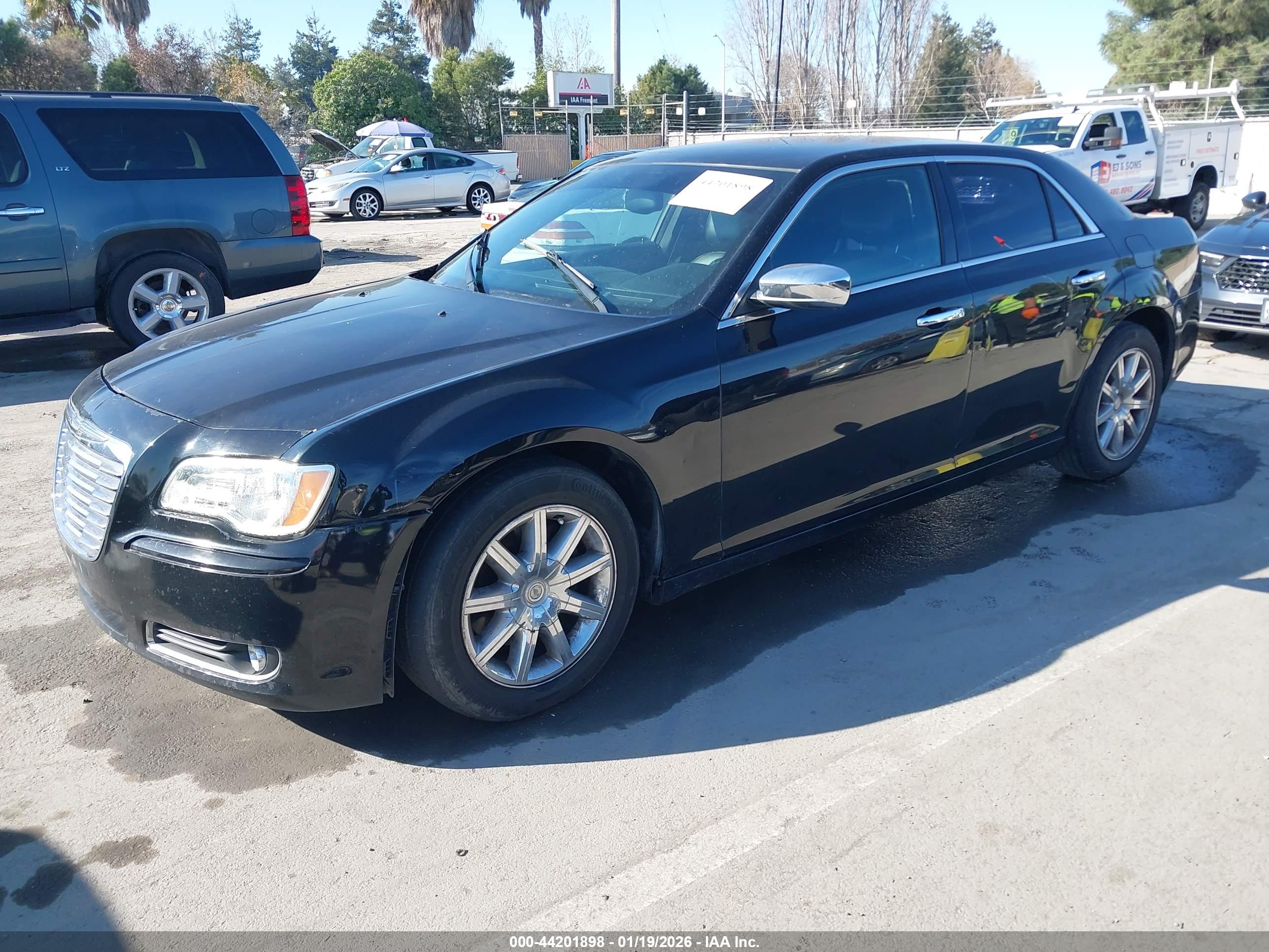 CHRYSLER 300C image 2