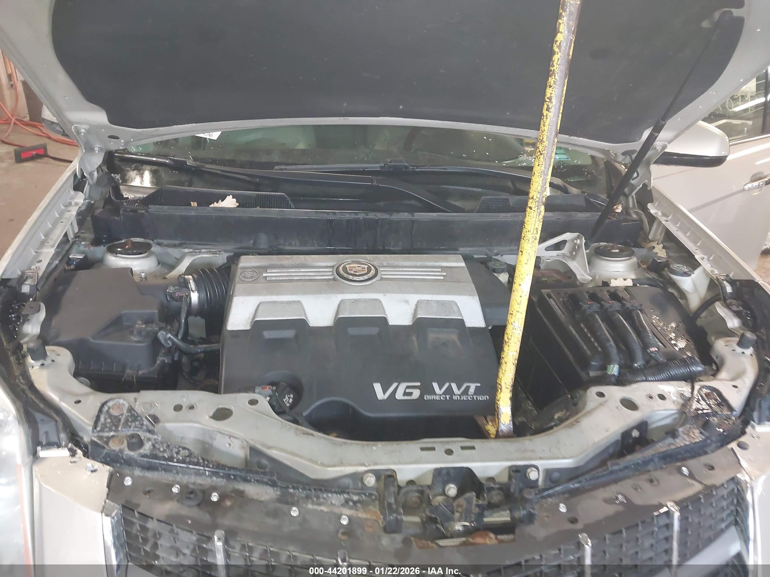 CADILLAC SRX image 10