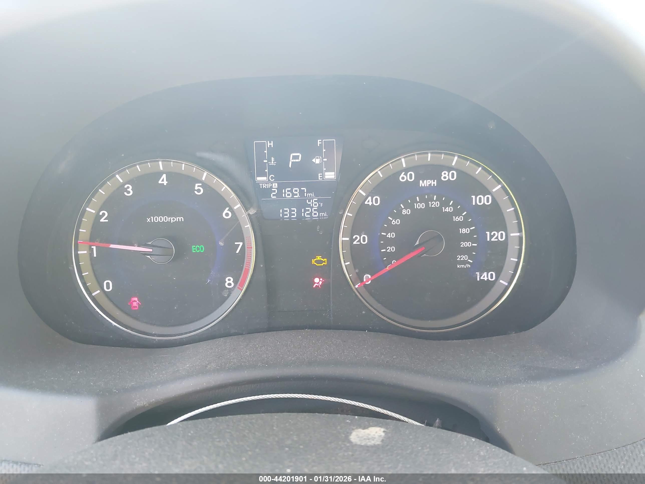 HYUNDAI ACCENT image 7