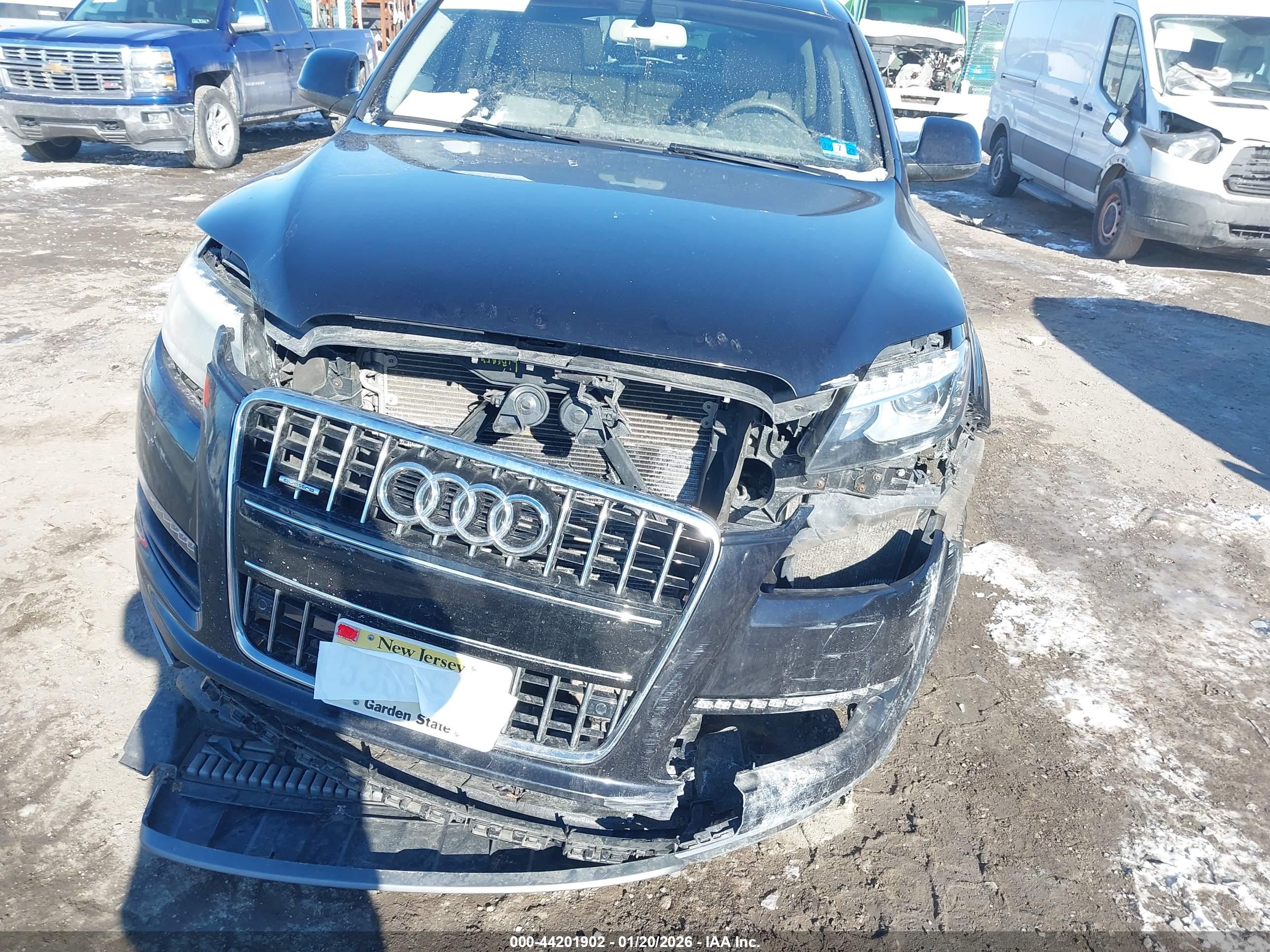 AUDI Q7 image 6