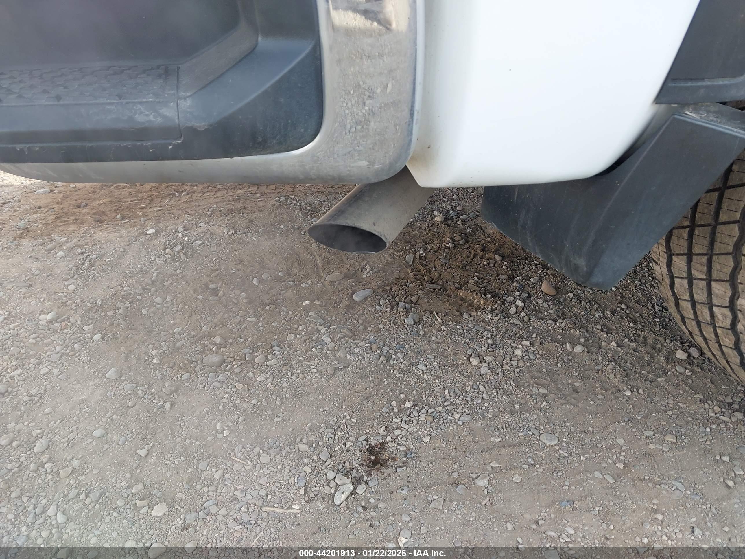 GMC SIERRA image 6