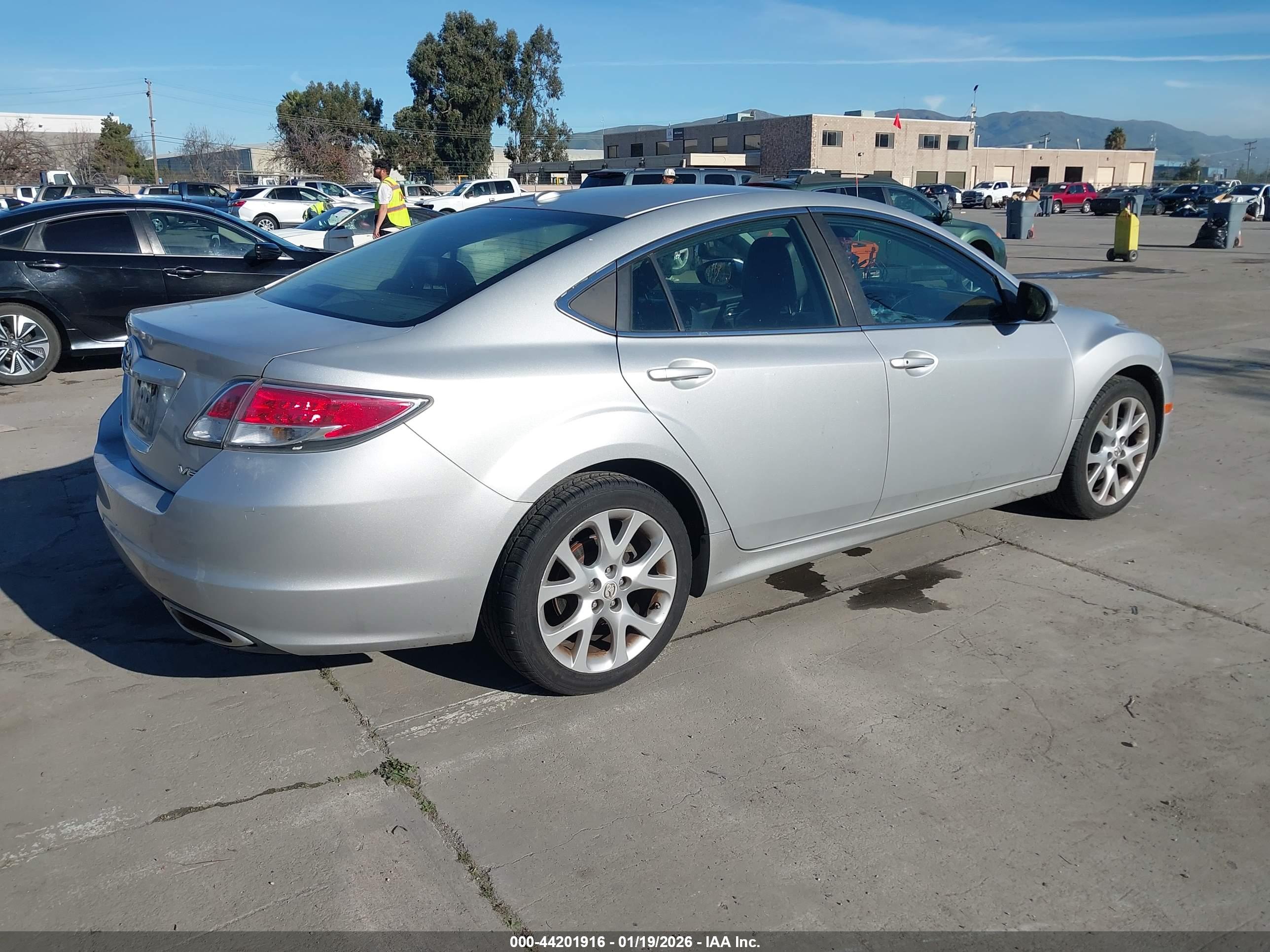 MAZDA MAZDA6 image 4