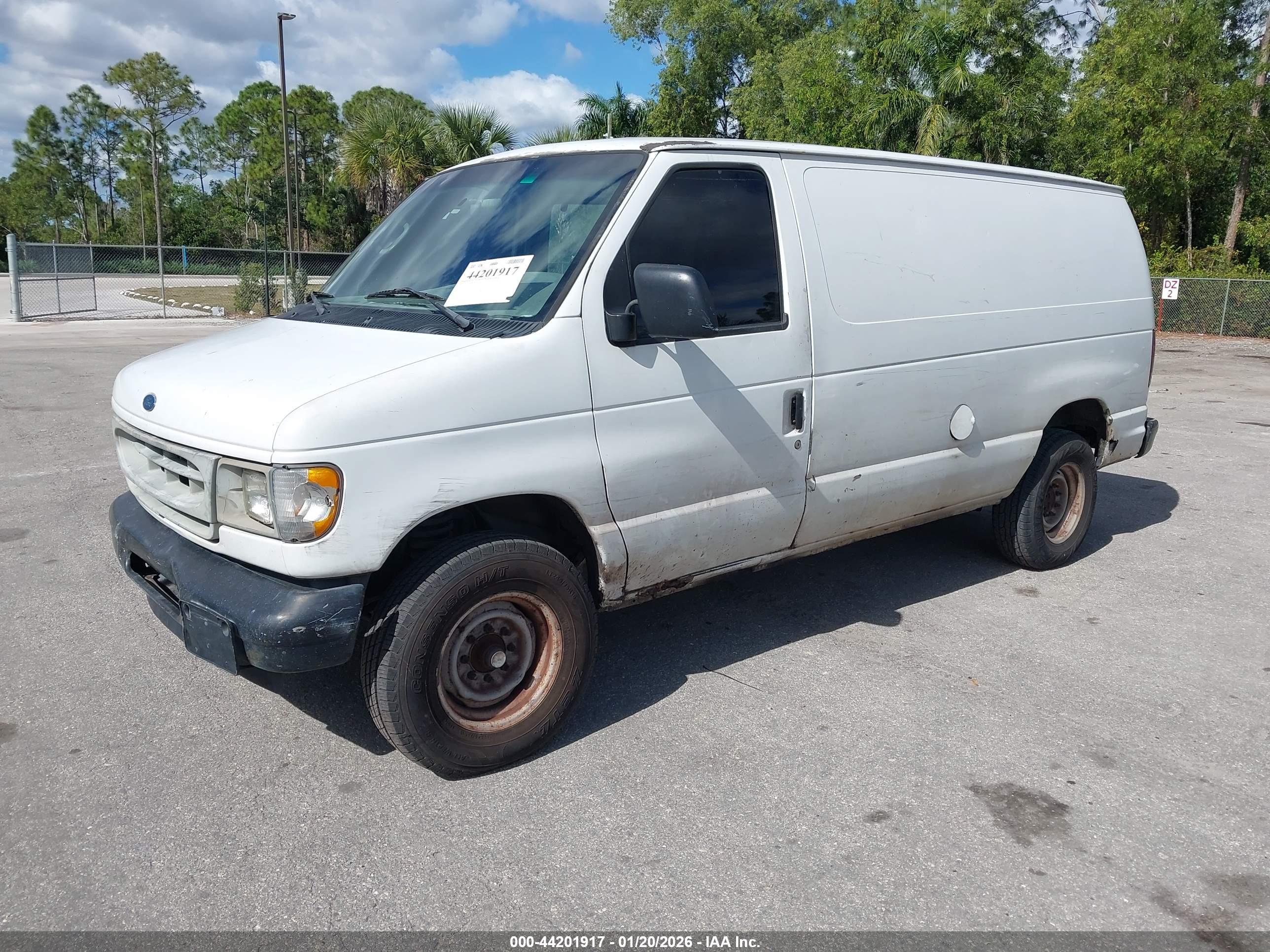 FORD E-350 image 2