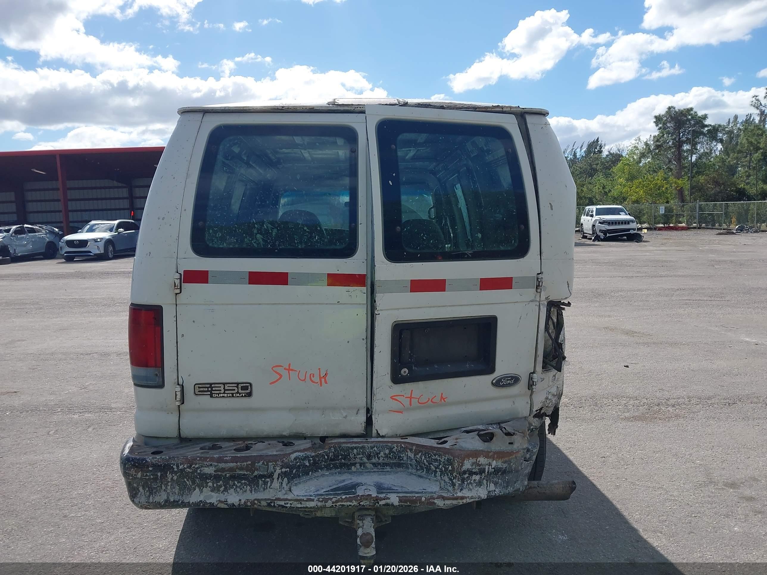 FORD E-350 image 6