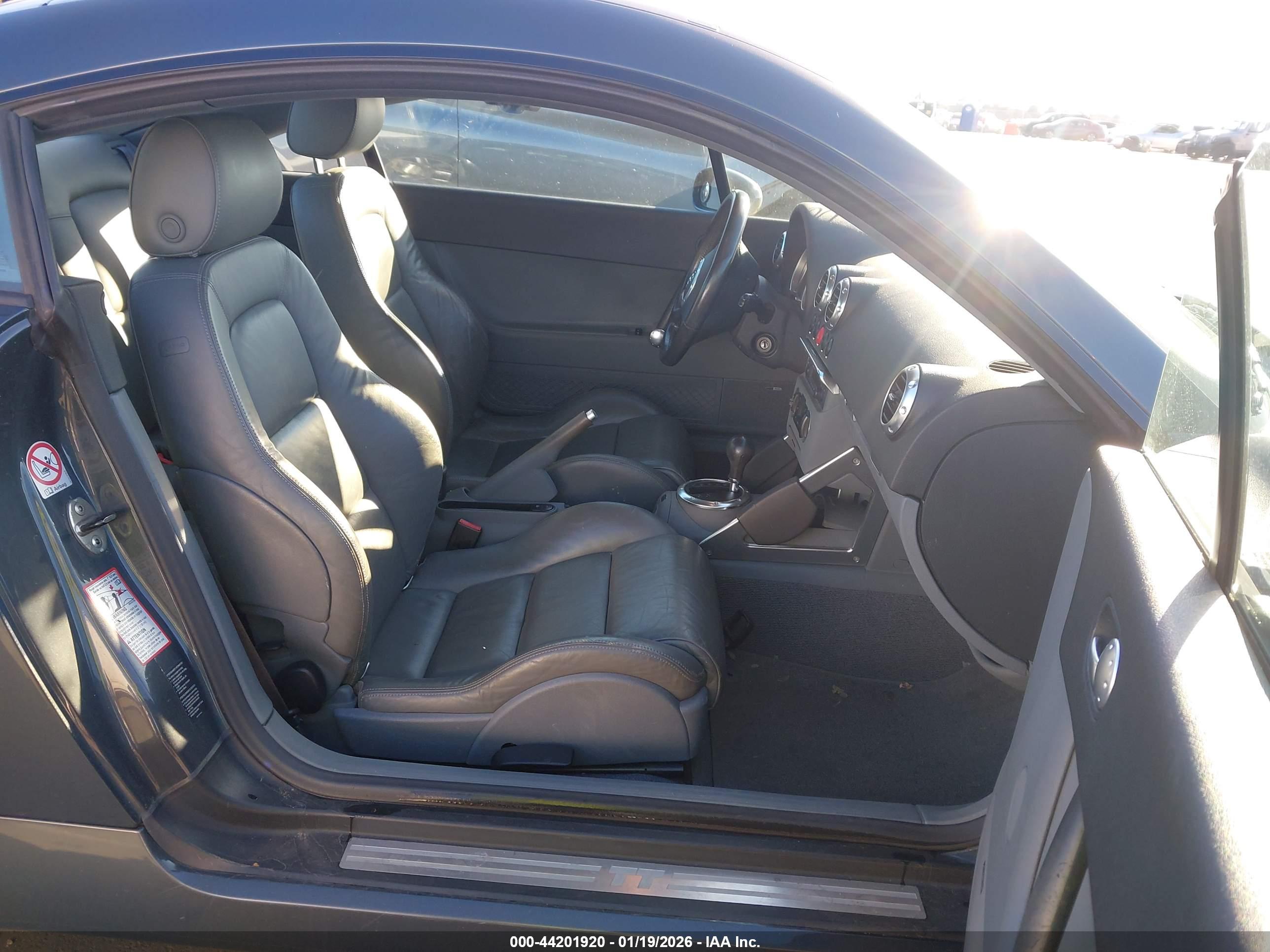 AUDI TT image 5