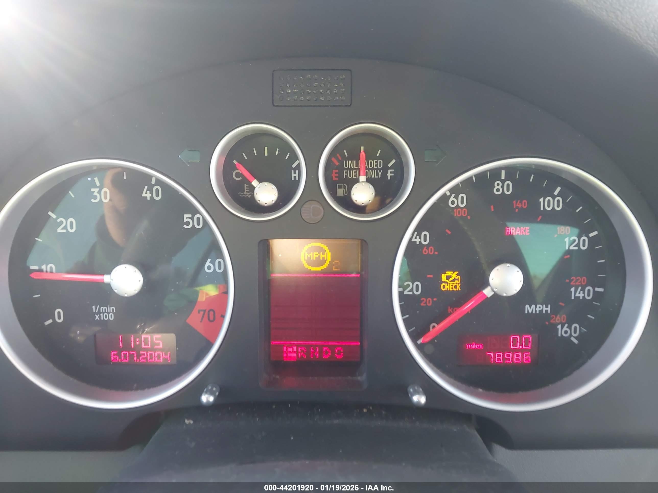 AUDI TT image 7