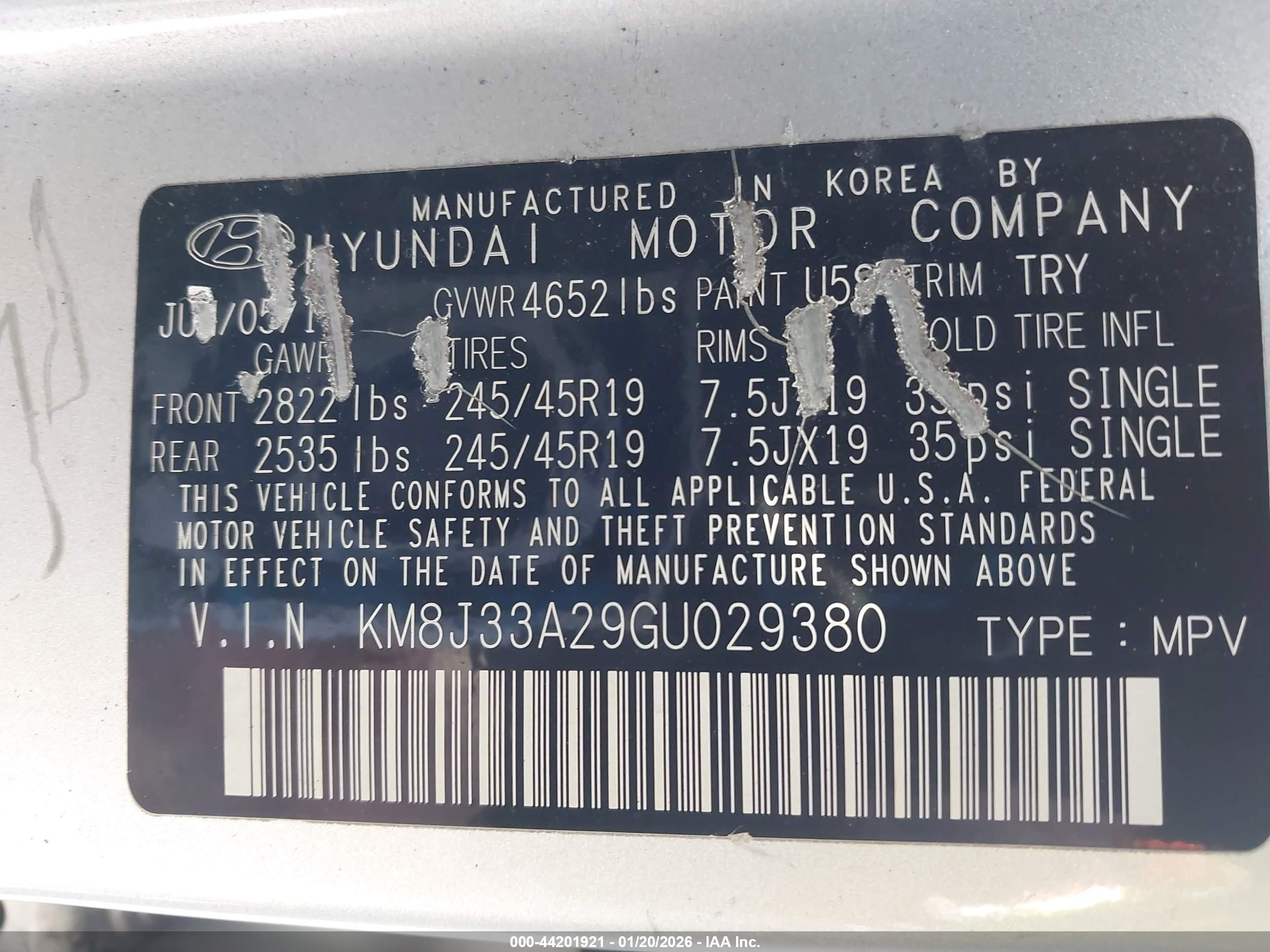 HYUNDAI TUCSON image 9
